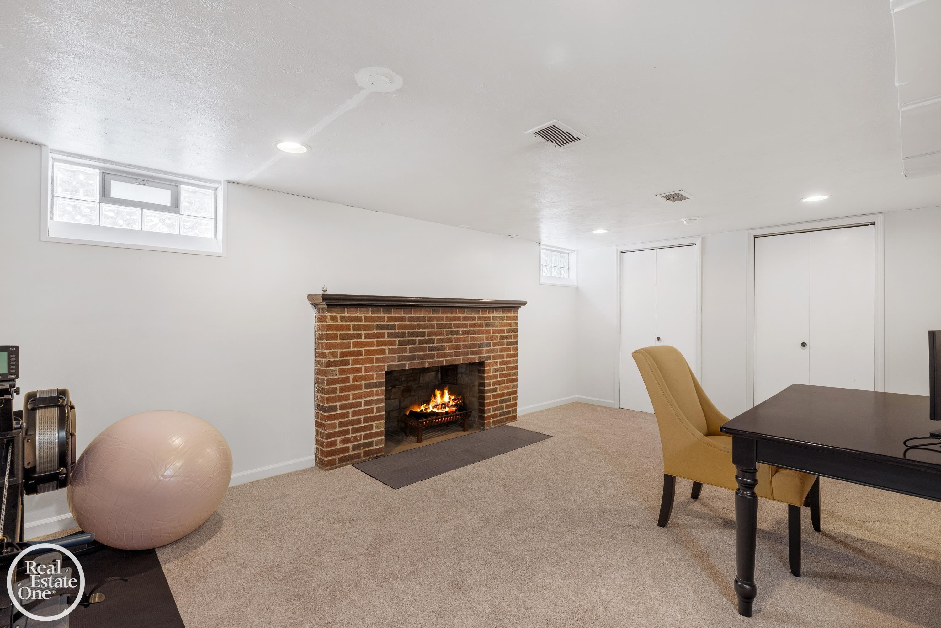 781 LORAINE Street, Grosse Pointe, MI 48230 — Photo 38