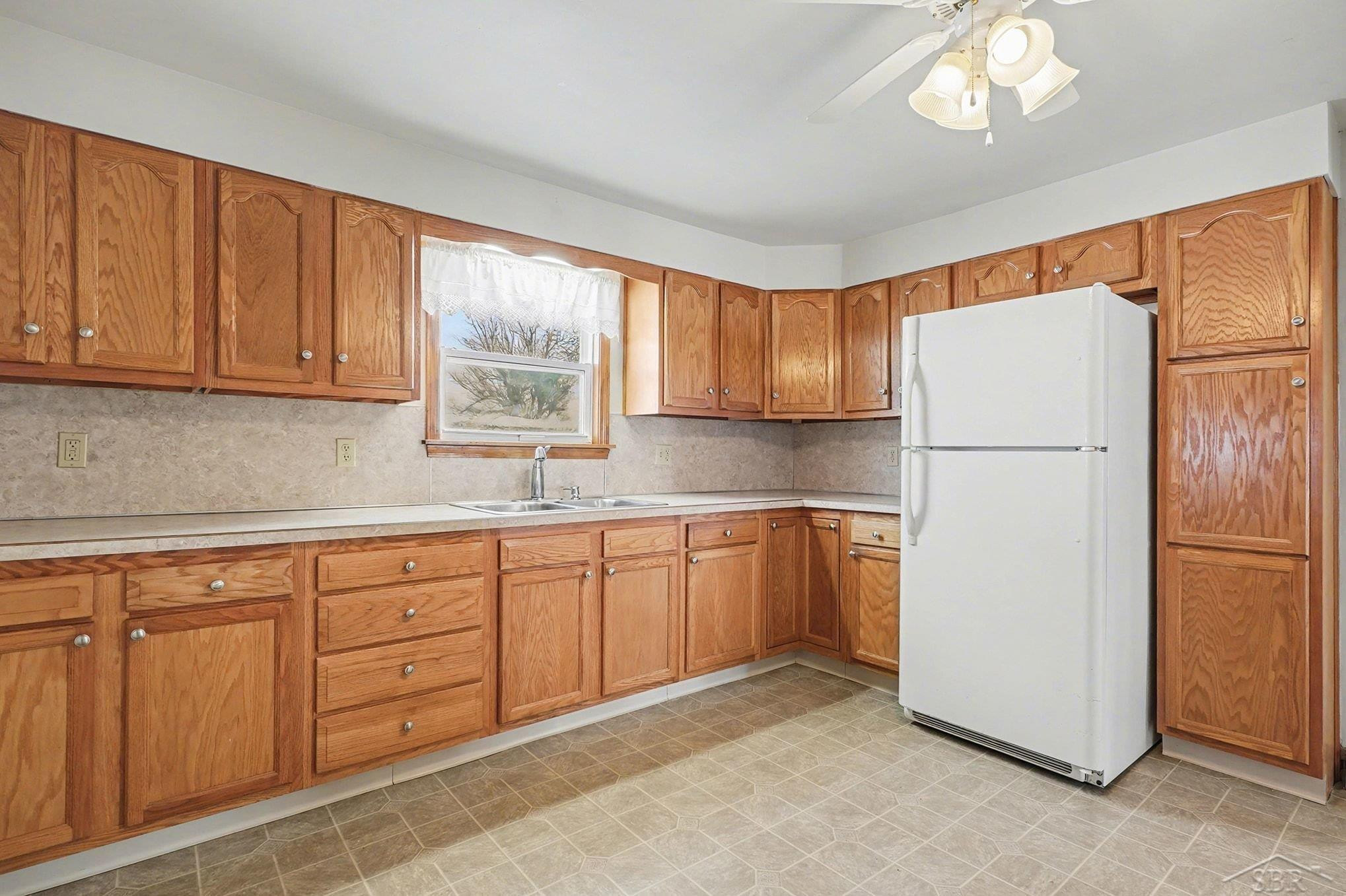4500 Peet Road, Chesaning, MI 48616 — Photo 10
