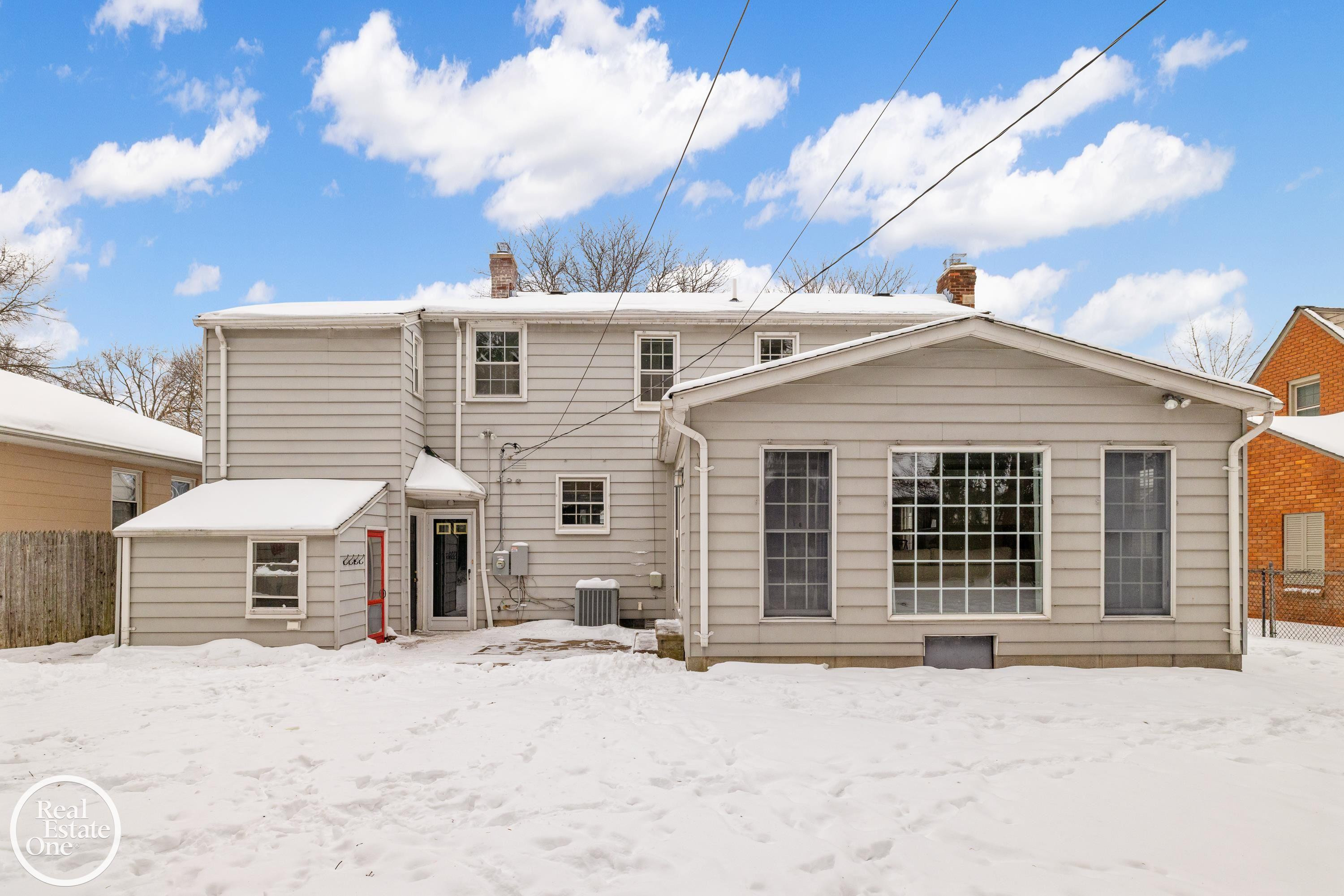 781 LORAINE Street, Grosse Pointe, MI 48230 — Photo 43