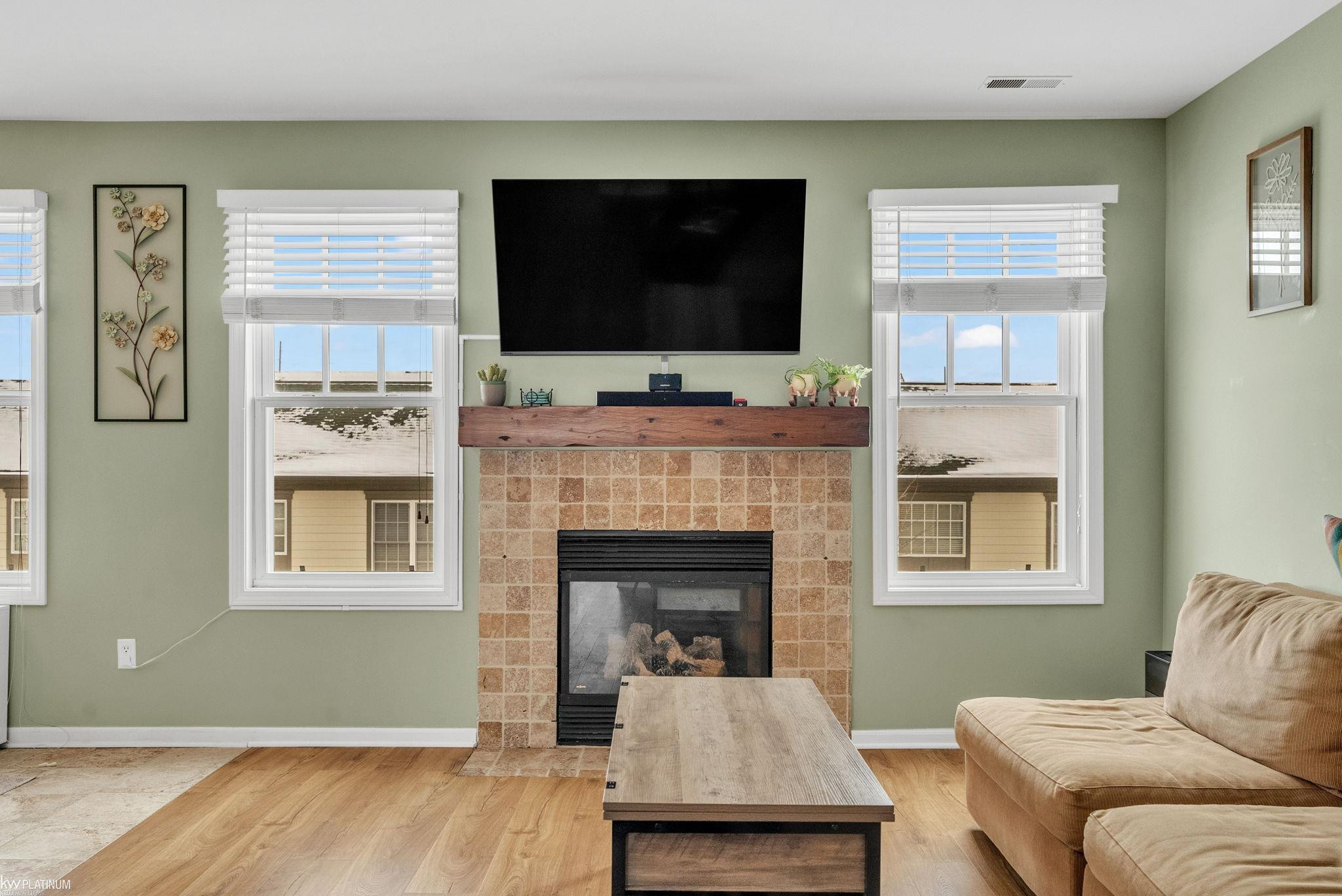 198 Amys Walk Street, Auburn Hills, MI 48326 — Photo 8