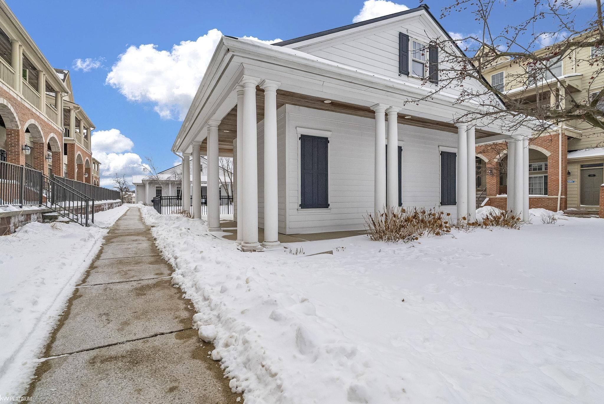 198 Amys Walk Street, Auburn Hills, MI 48326 — Photo 30