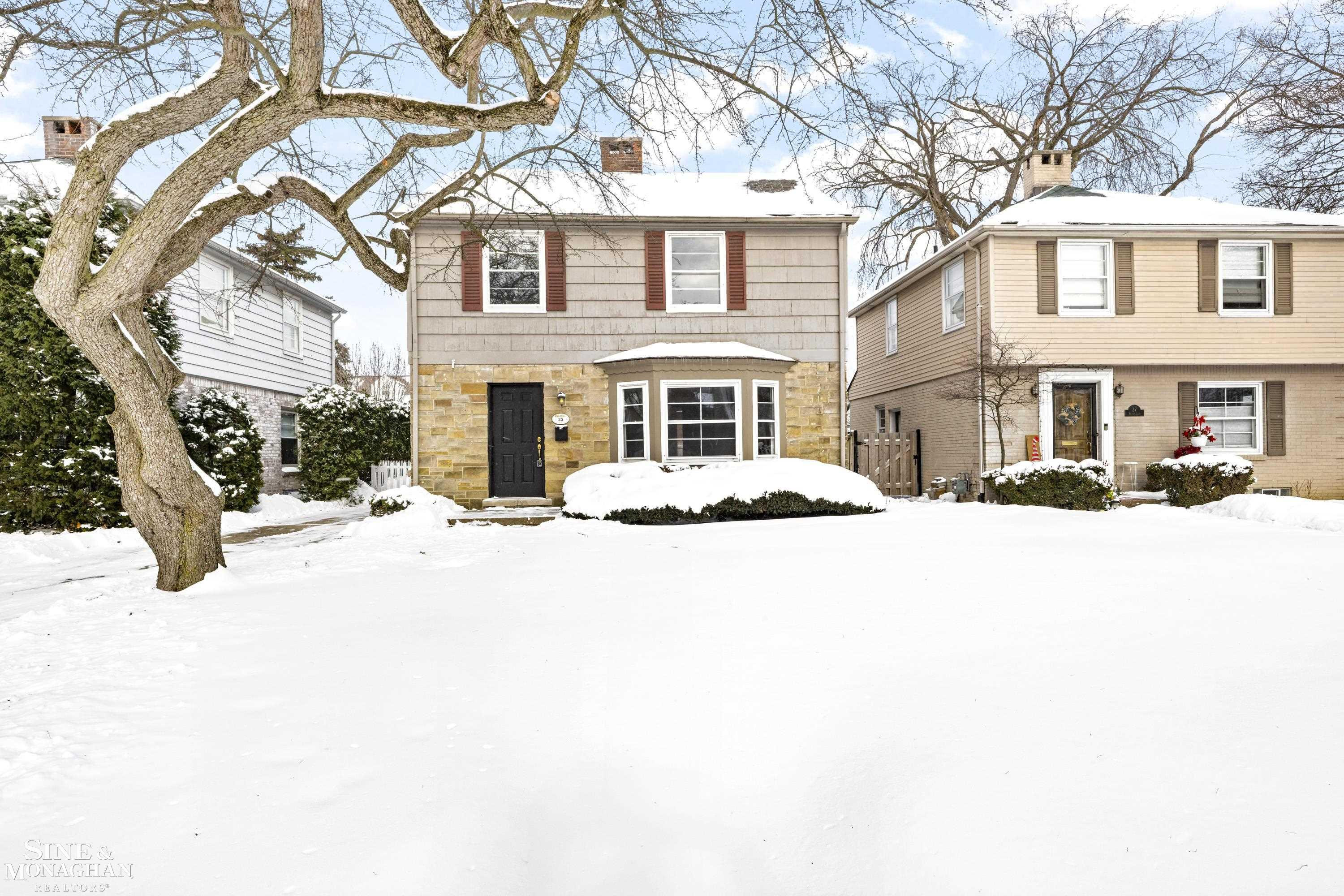 25 VILLAGE Lane, Grosse Pointe, MI 48230 — front exterior