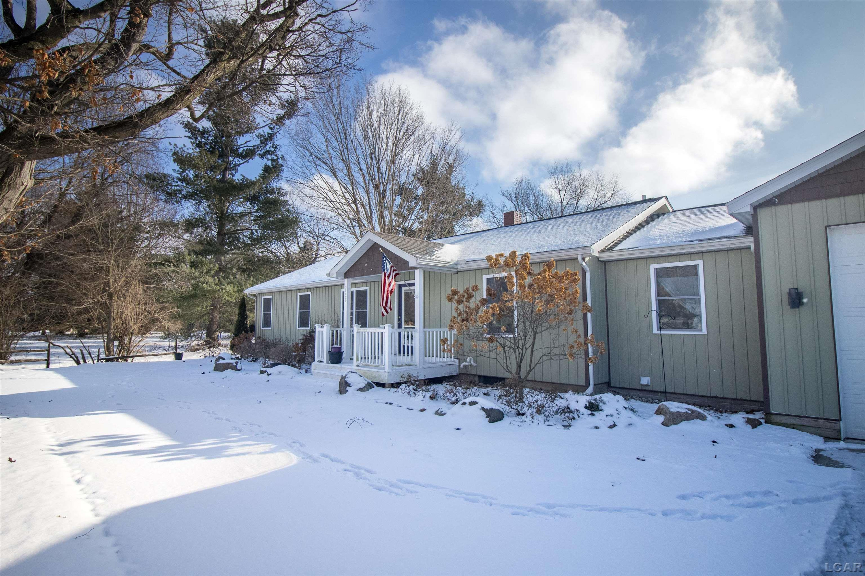 2697 Spielman Road, Adrian, MI 49221 — Photo 2