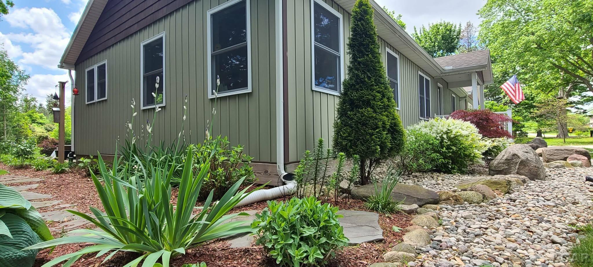 2697 Spielman Road, Adrian, MI 49221 — Photo 57