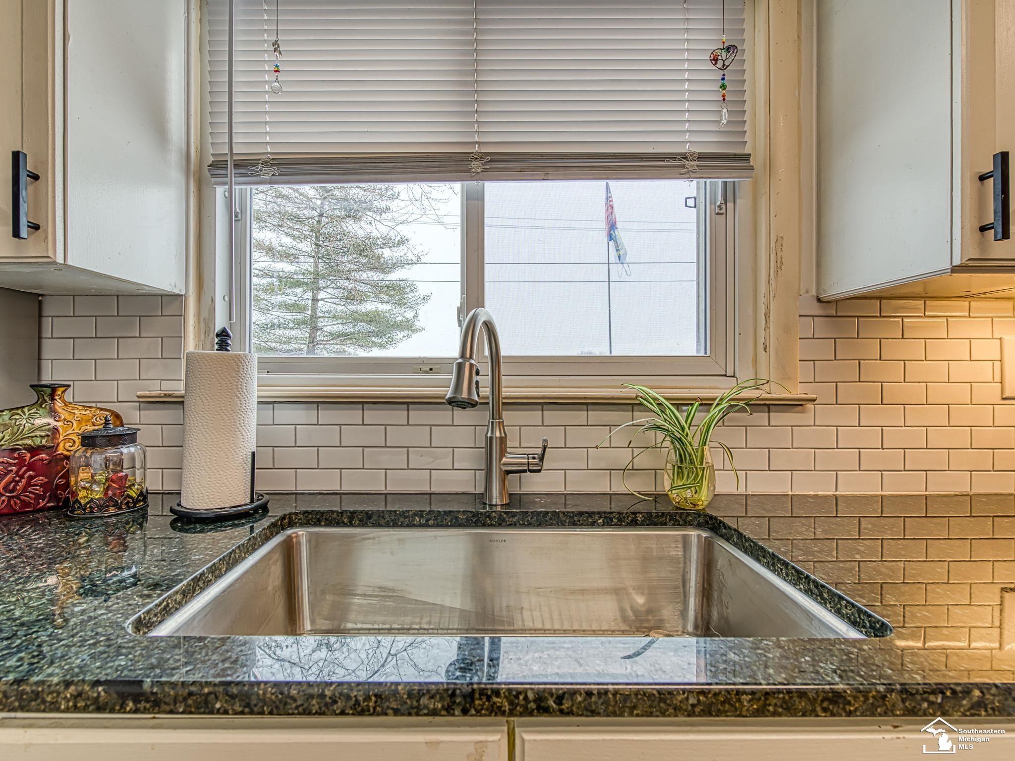 2525 Reinhardt Road, Monroe, MI 48162 — Photo 5