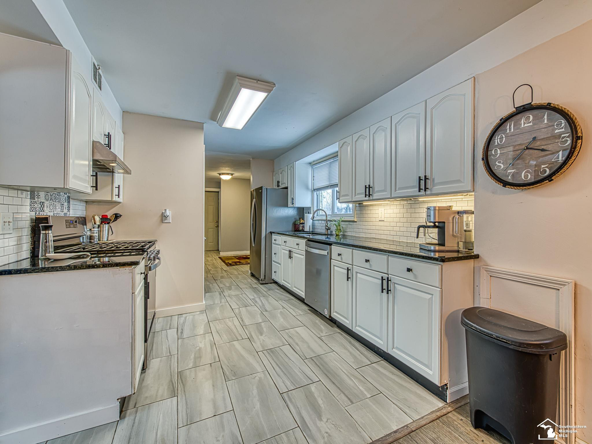 2525 Reinhardt Road, Monroe, MI 48162 — Photo 6