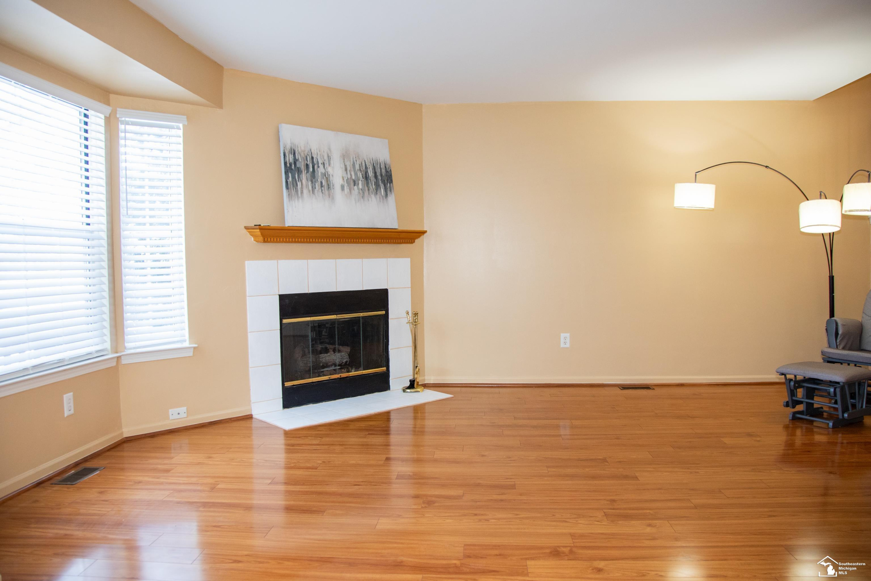 18641 Hilltop Lane, Riverview, MI 48193 — Photo 11