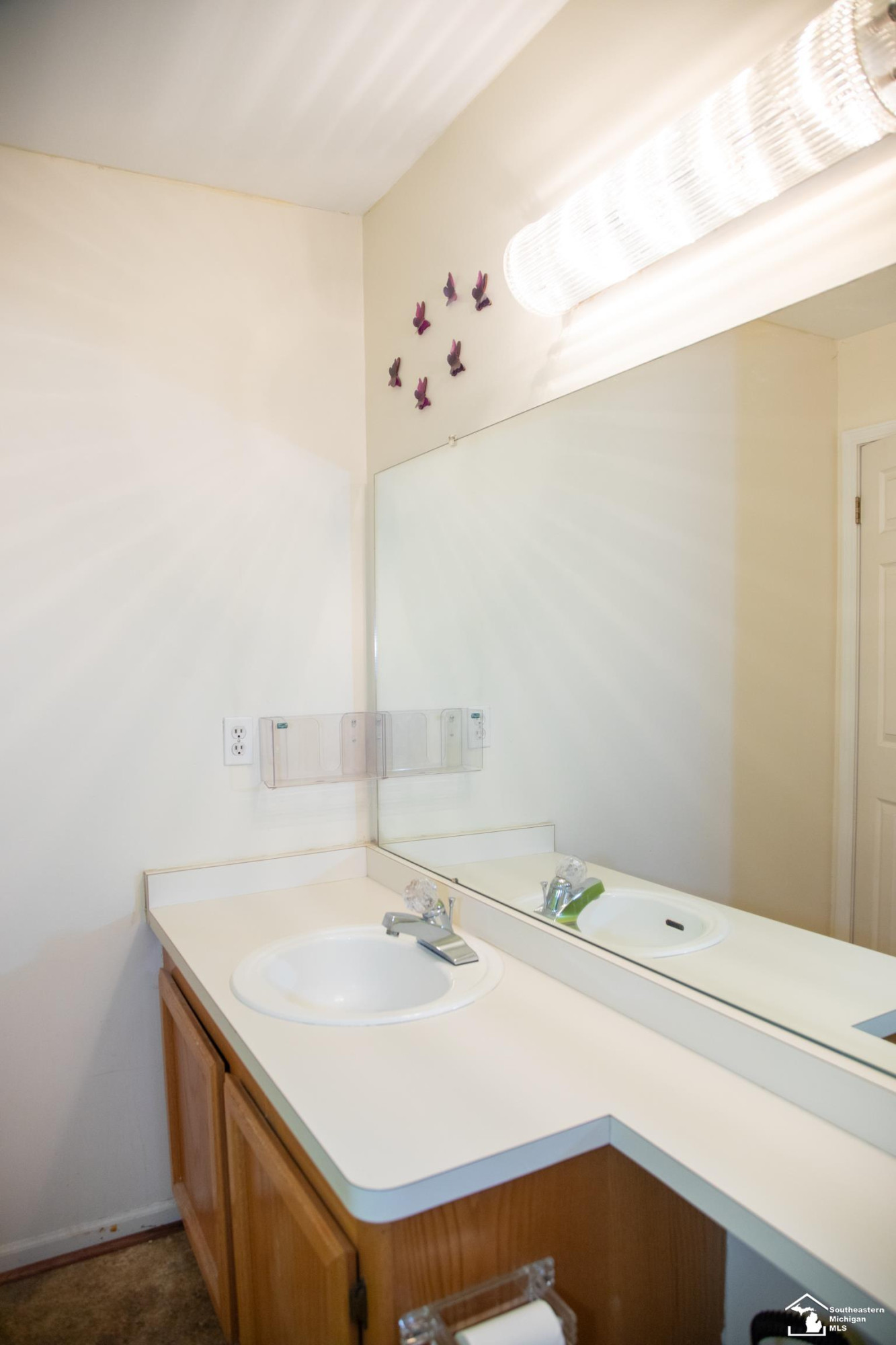 18641 Hilltop Lane, Riverview, MI 48193 — Photo 16