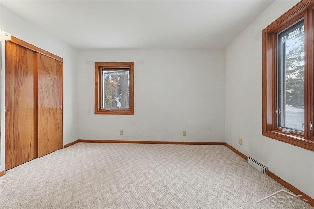 532 N Costley Drive, Midland, MI 48640 — Photo 13