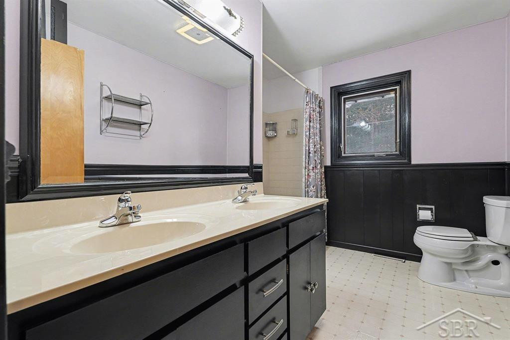 532 N Costley Drive, Midland, MI 48640 — Photo 17