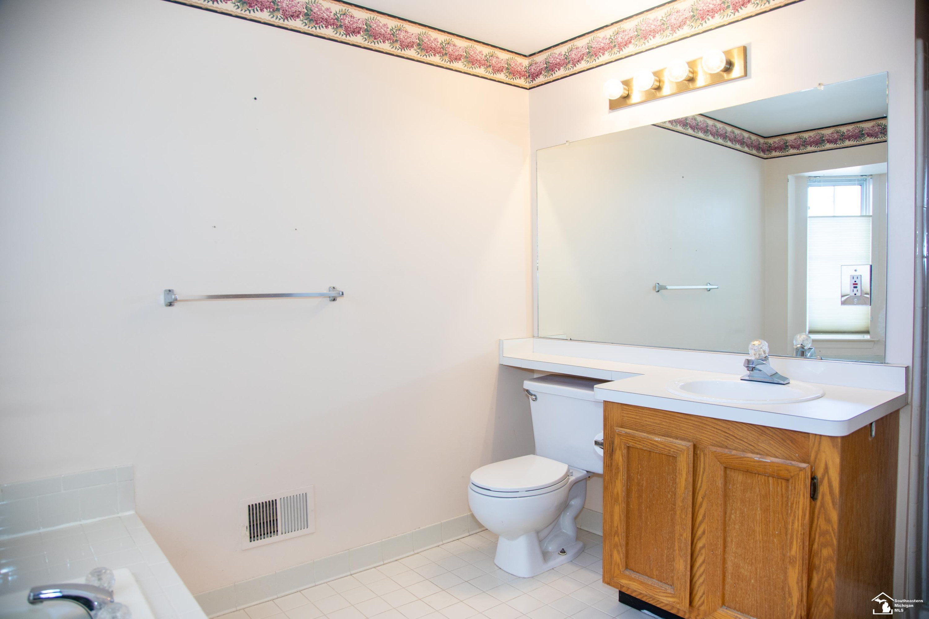 18641 Hilltop Lane, Riverview, MI 48193 — Photo 25