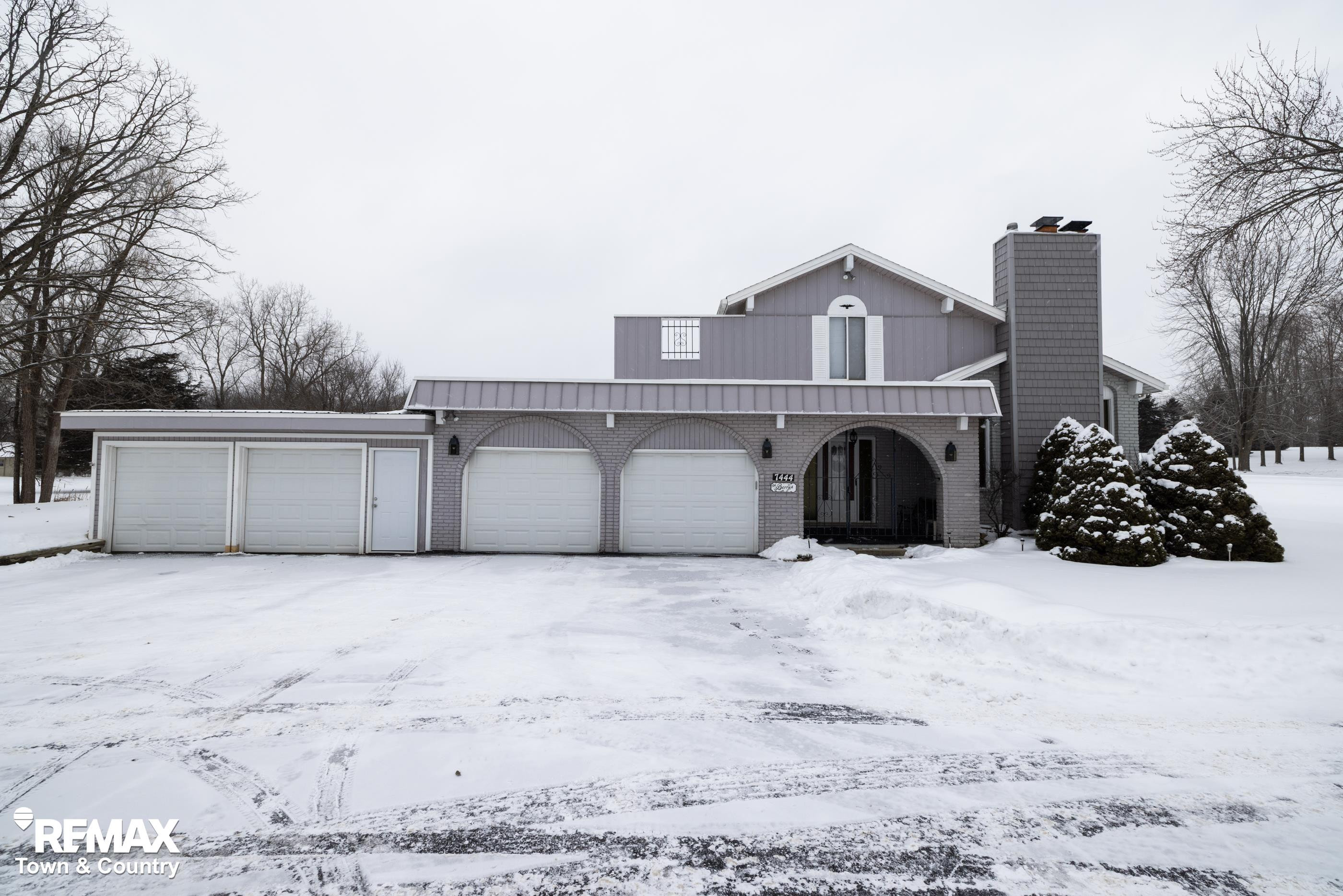 7444 Potter Road, Flushing, MI 48433 — front exterior
