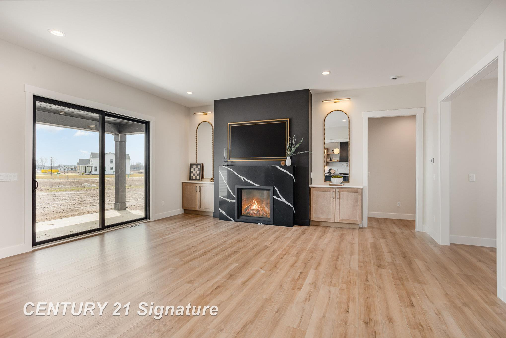 72 E Grove Court, Freeland, MI 48623 — Photo 8