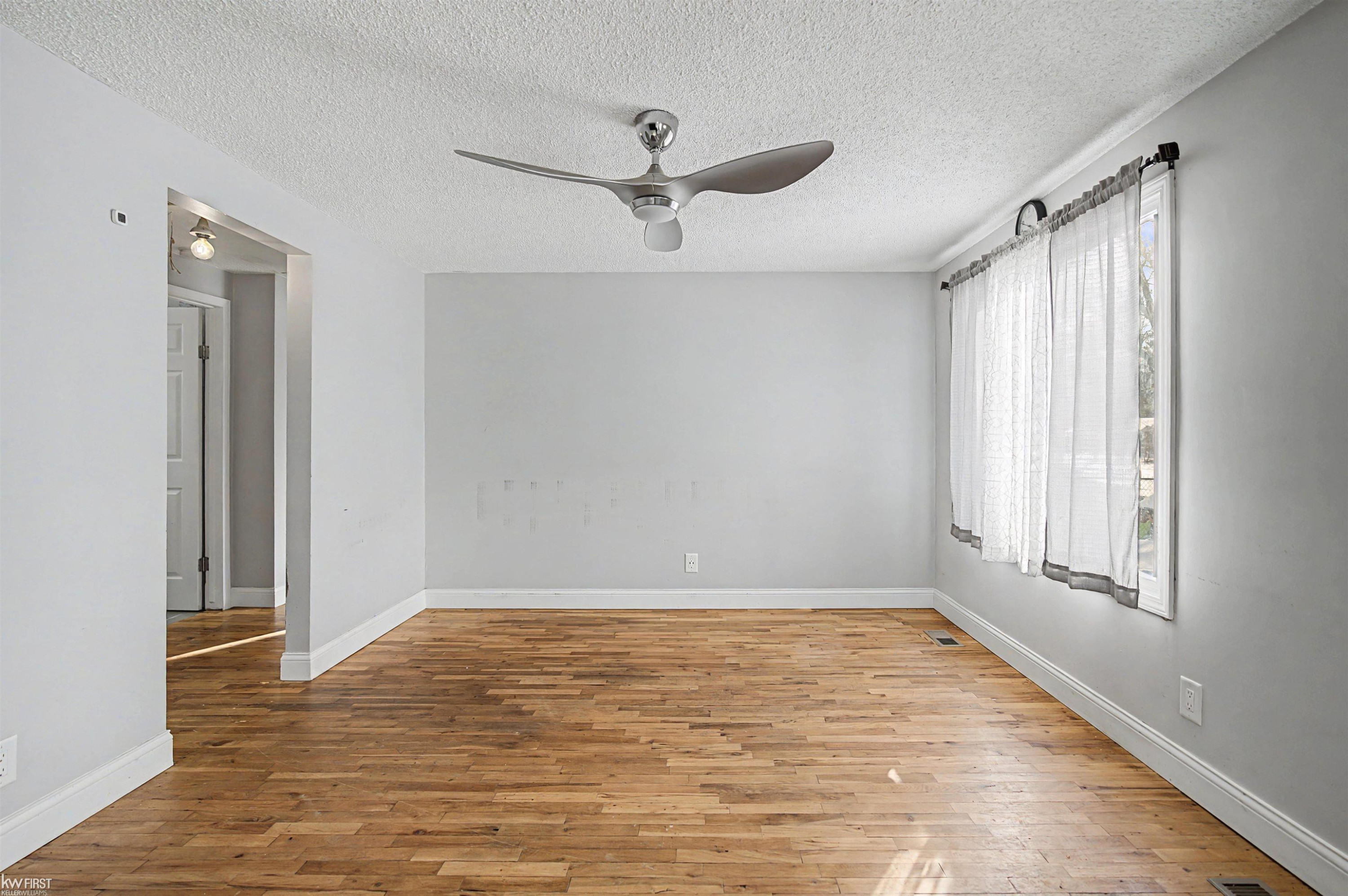 4452 Muriel Drive, Flint, MI 48506 — Photo 11