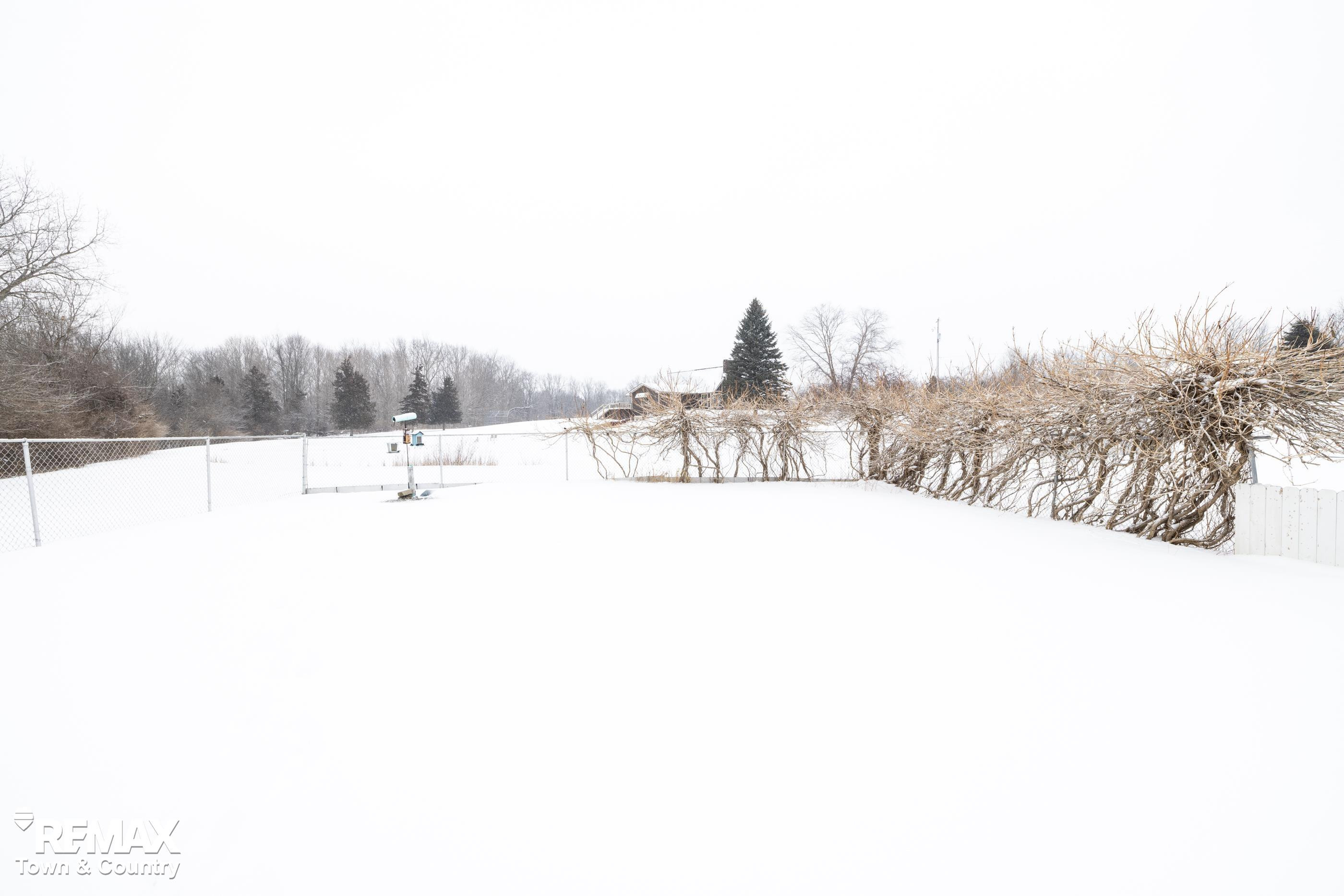 7444 Potter Road, Flushing, MI 48433 — Photo 48