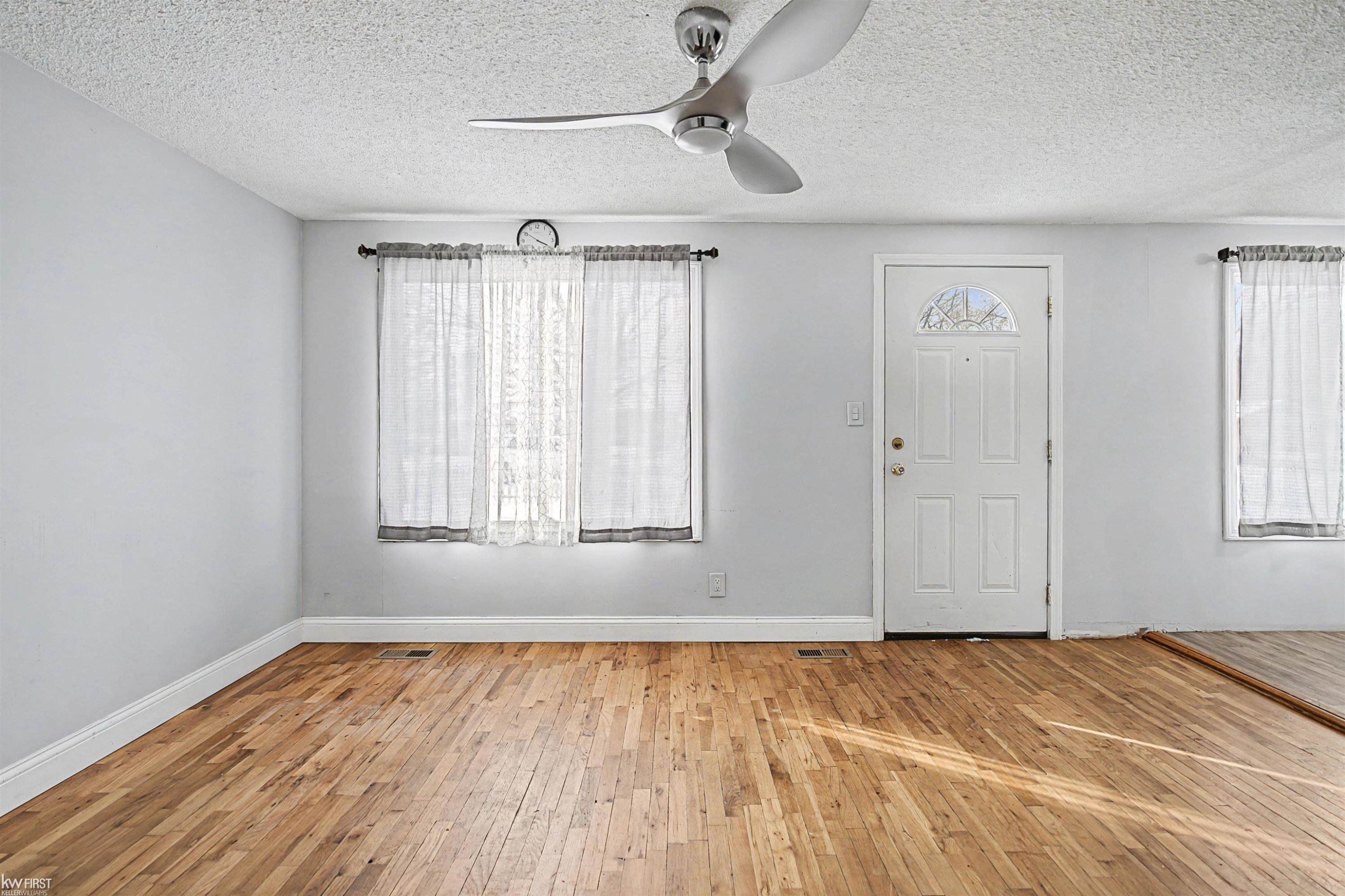 4452 Muriel Drive, Flint, MI 48506 — Photo 14