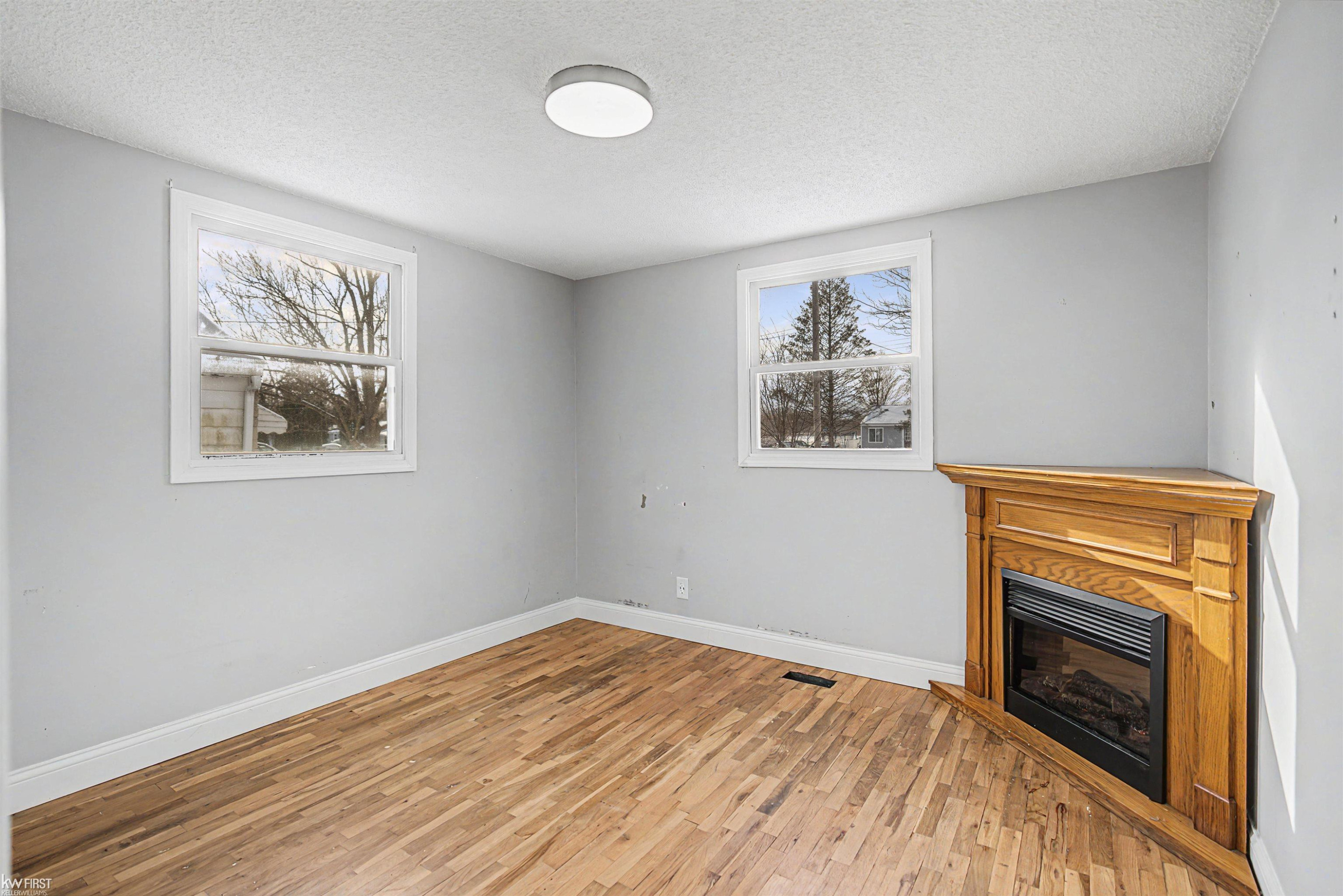 4452 Muriel Drive, Flint, MI 48506 — Photo 15