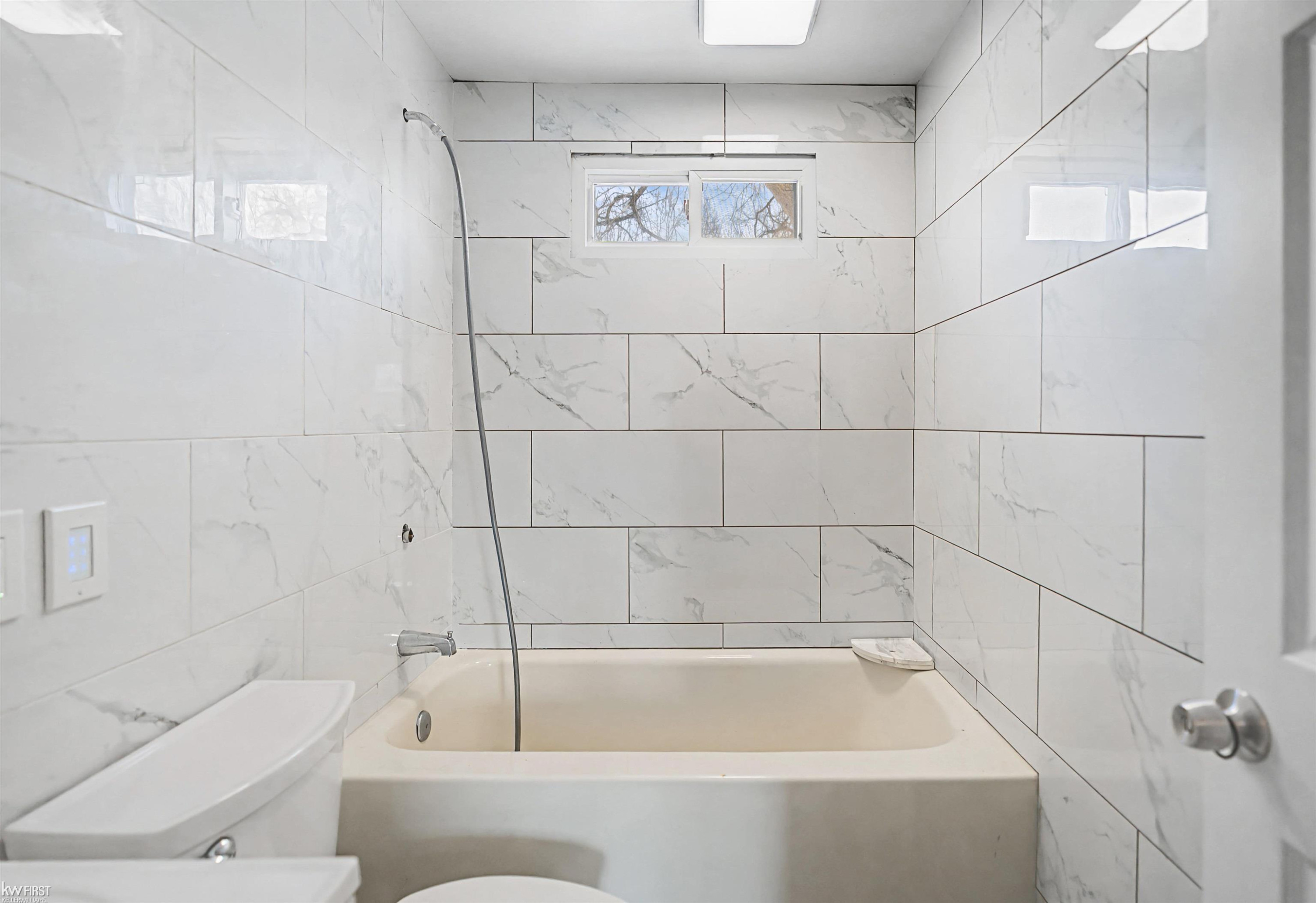 4452 Muriel Drive, Flint, MI 48506 — Photo 17