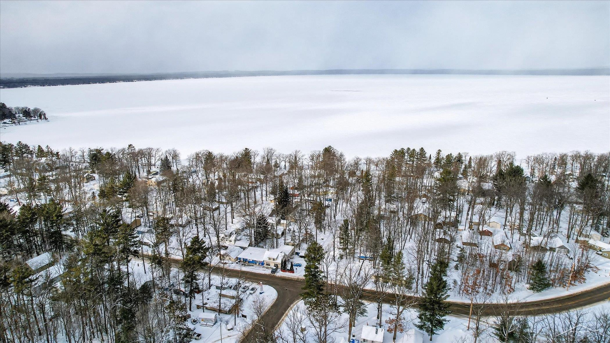 5937 W Higgins Lake Drive, Roscommon, MI 48653 — Photo 48
