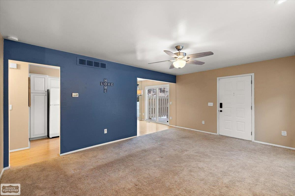 44585 N Bunker Hill Drive, Clinton Twp, MI 48038 — Photo 15