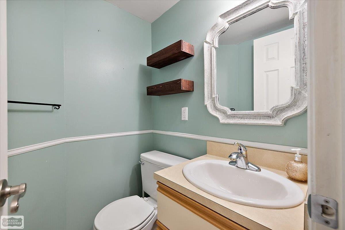44585 N Bunker Hill Drive, Clinton Twp, MI 48038 — Photo 20