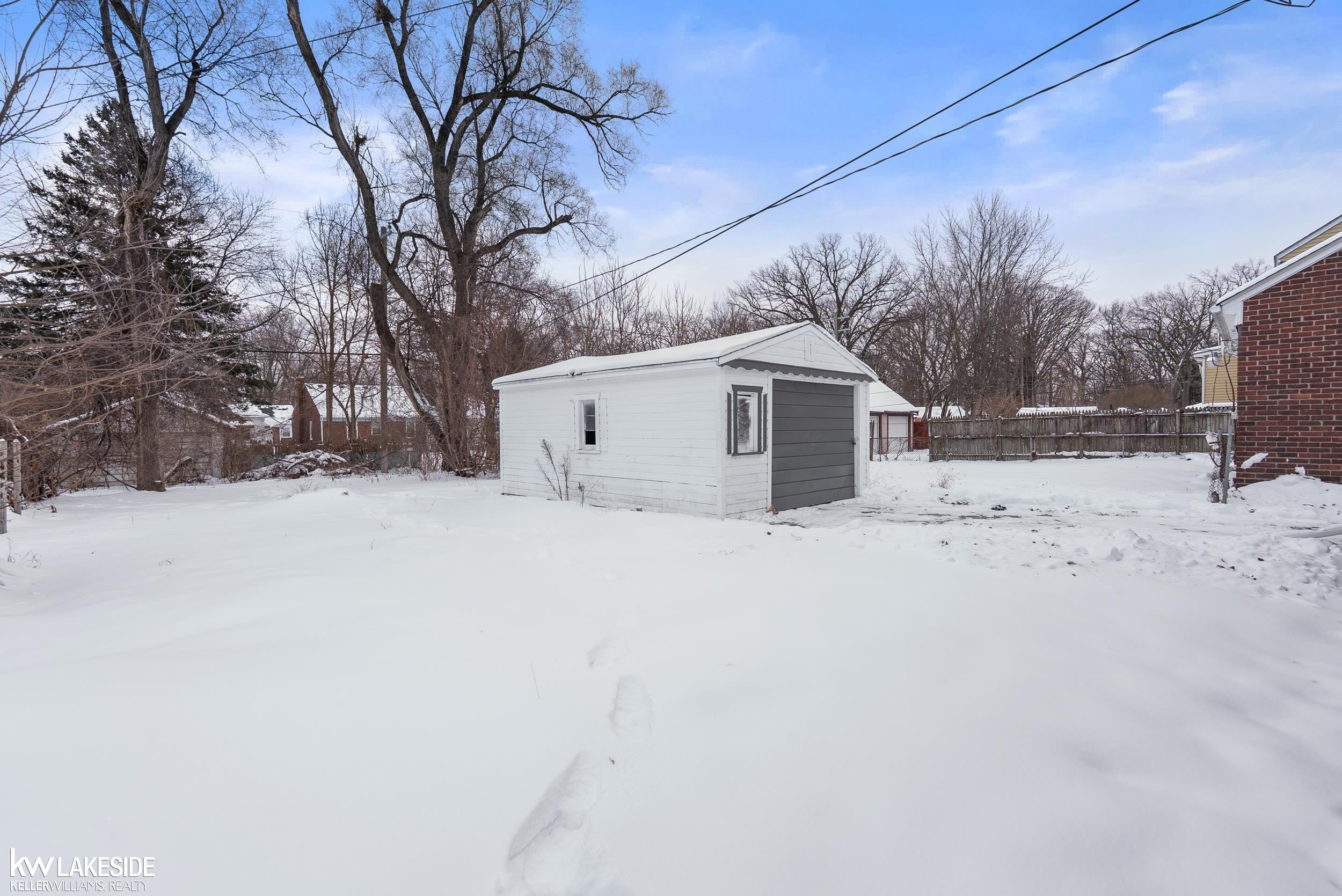 12908 Riverview Street, Detroit, MI 48223 — Photo 25
