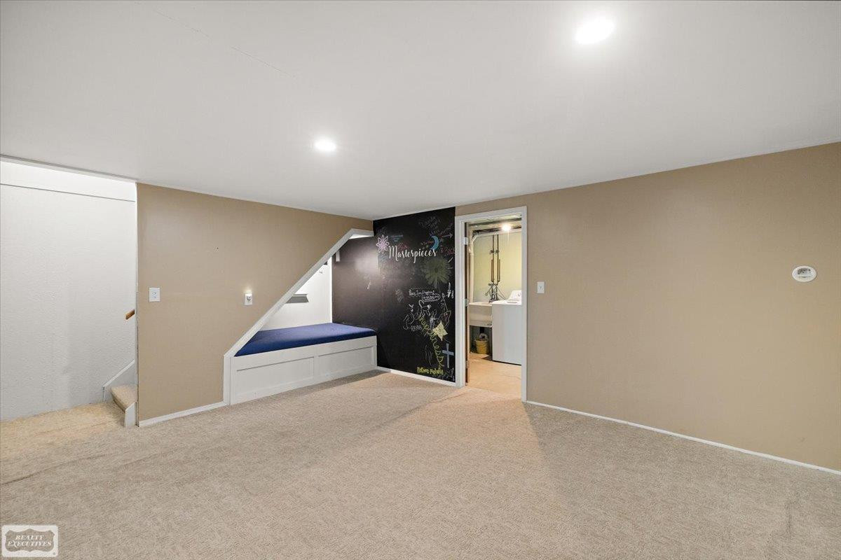 44585 N Bunker Hill Drive, Clinton Twp, MI 48038 — Photo 40