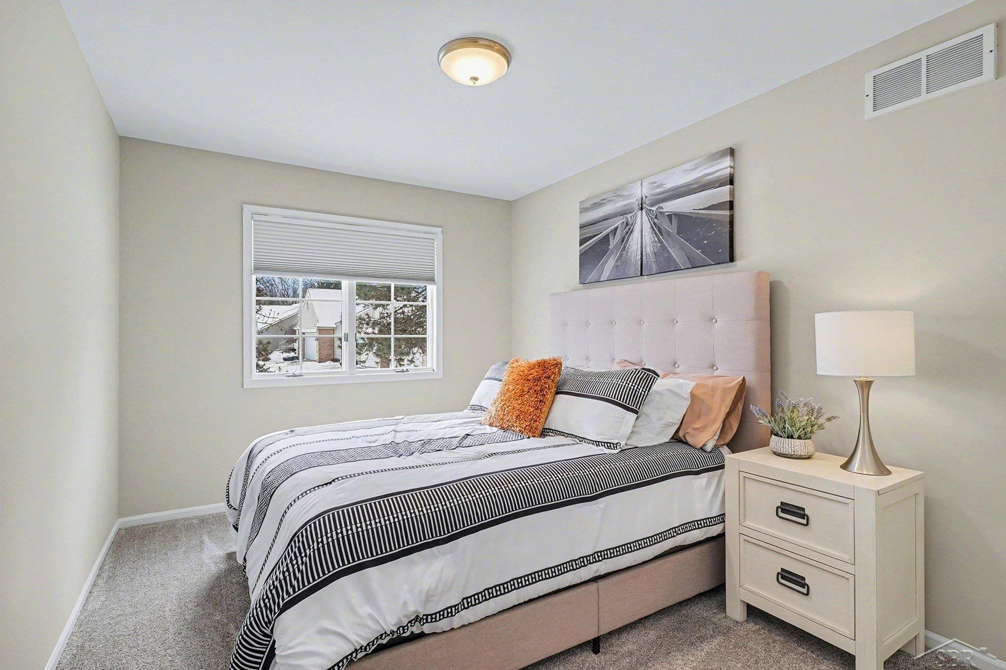 24 W Drake Drive, Saginaw, MI 48603 — Photo 9