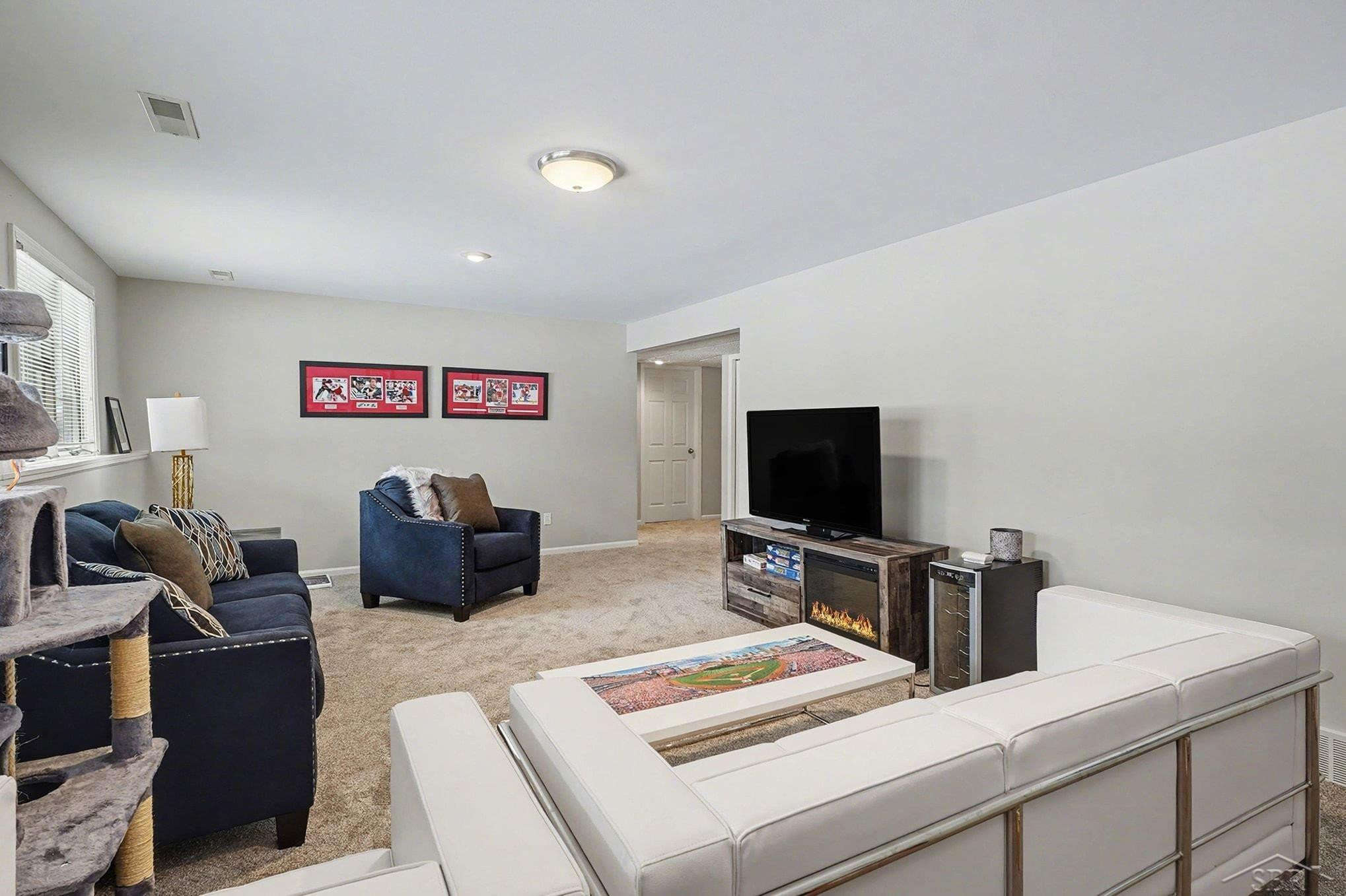 24 W Drake Drive, Saginaw, MI 48603 — Photo 18