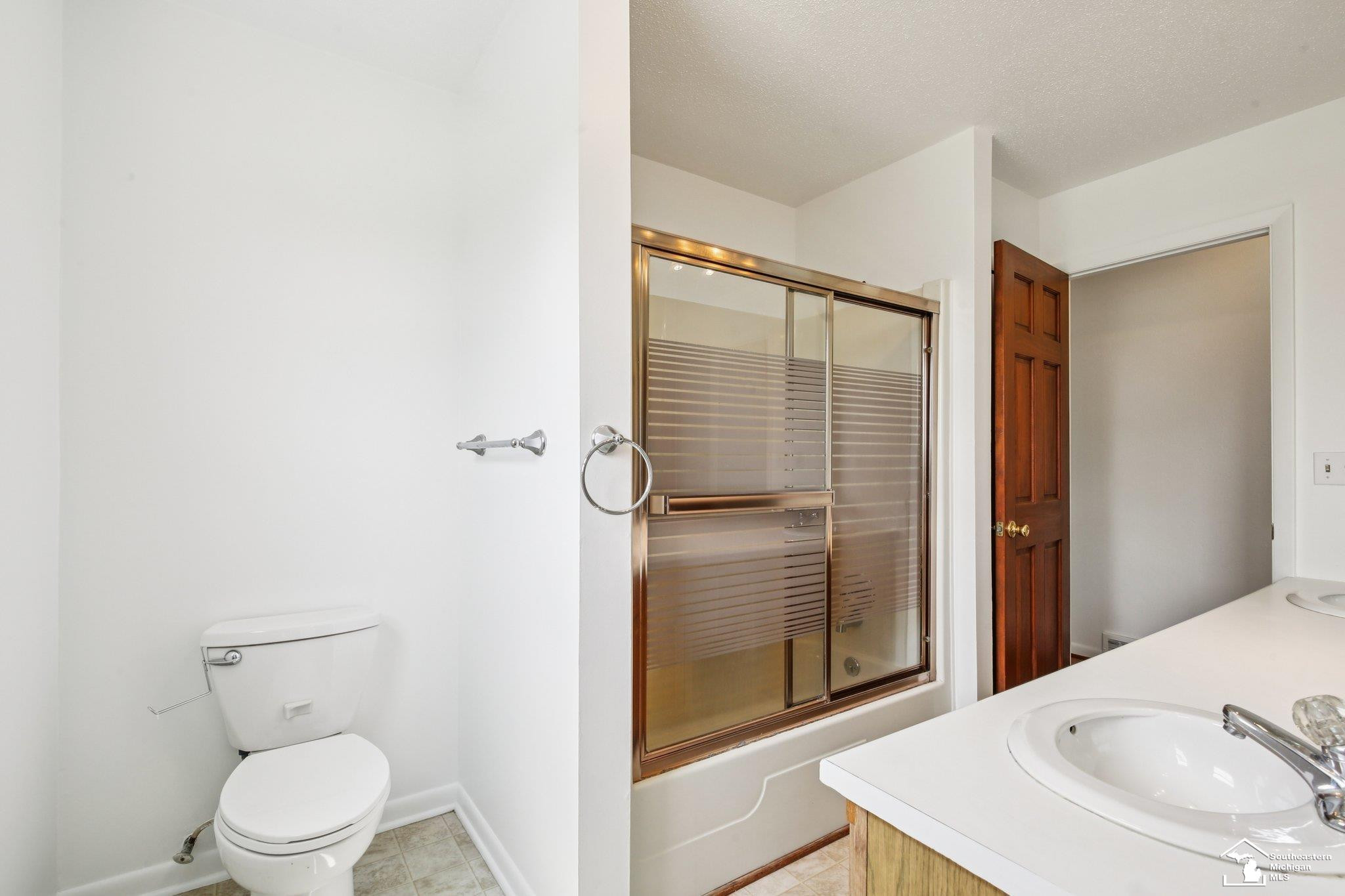 5571 Zink Road, Maybee, MI — Photo 10
