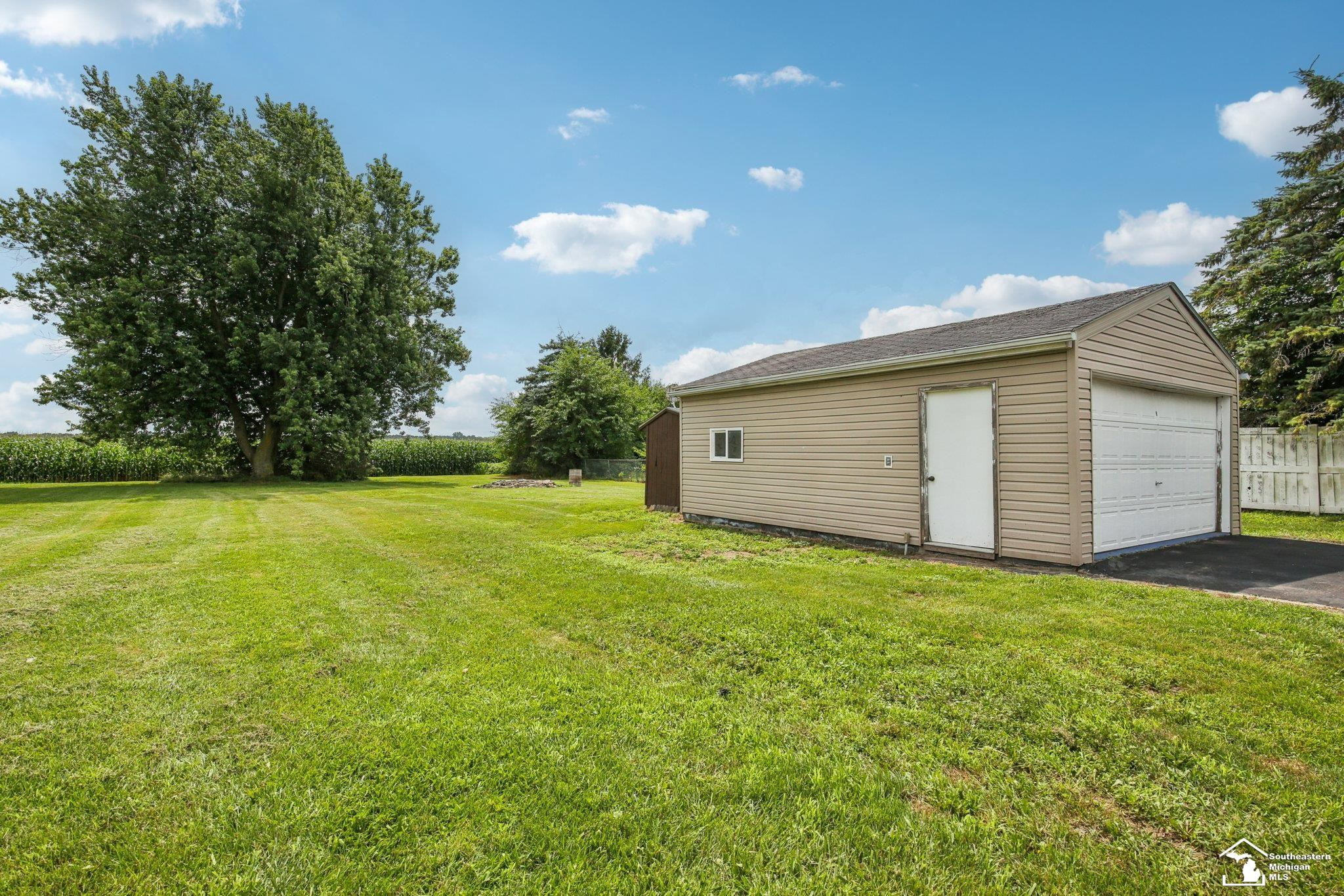 5571 Zink Road, Maybee, MI — Photo 24