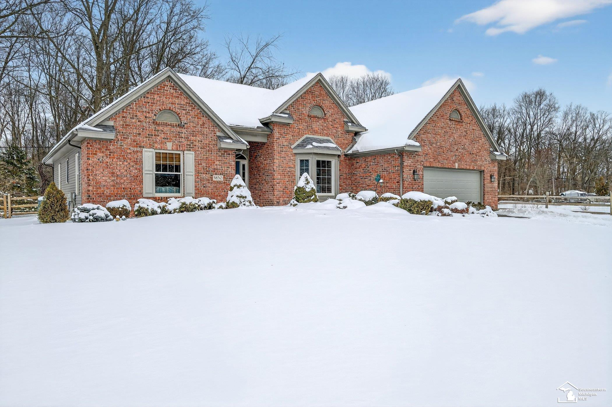 3830 Coachman Drive, Lambertville, MI 48144 — Photo 2