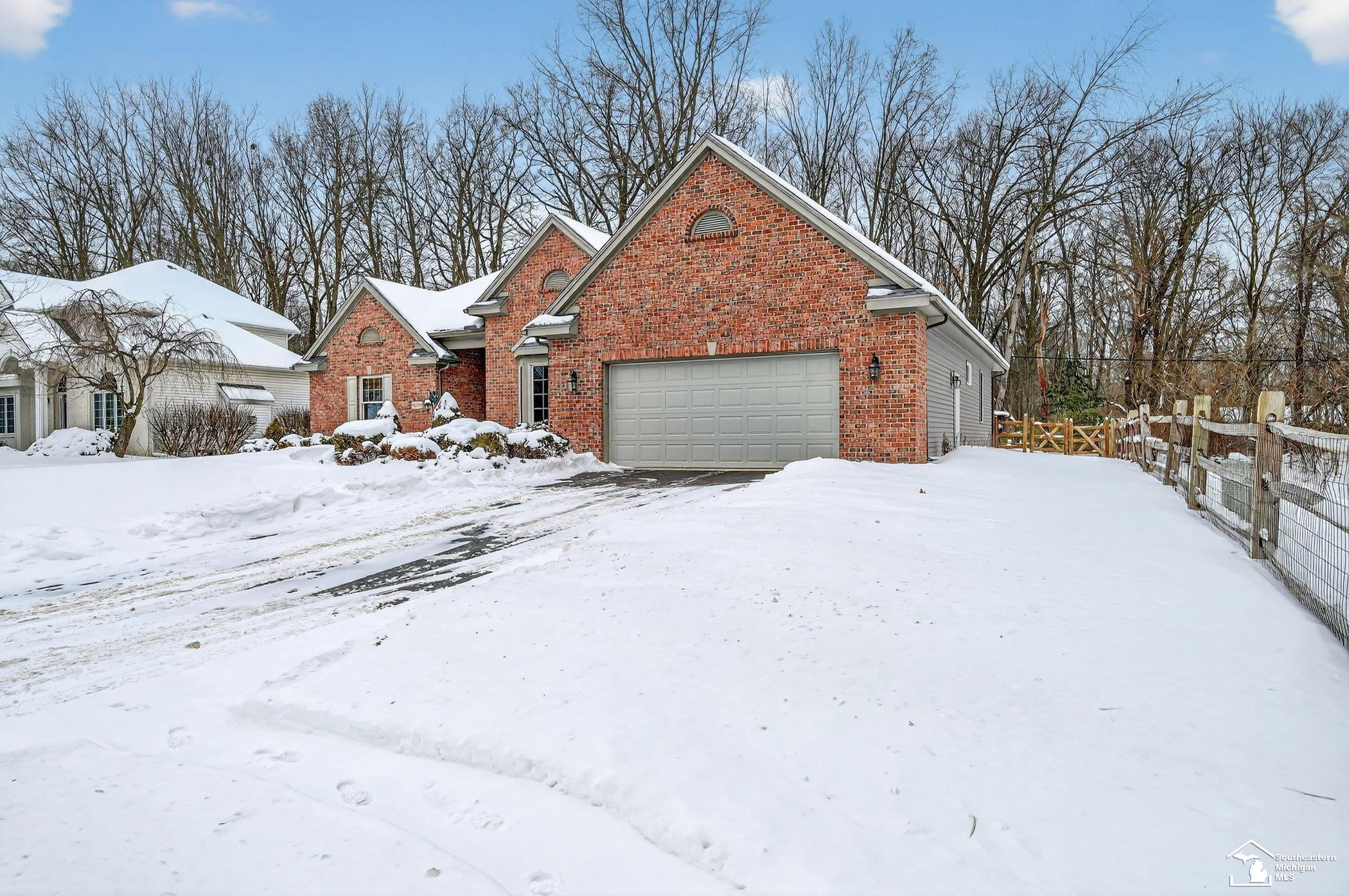 3830 Coachman Drive, Lambertville, MI 48144 — Photo 3