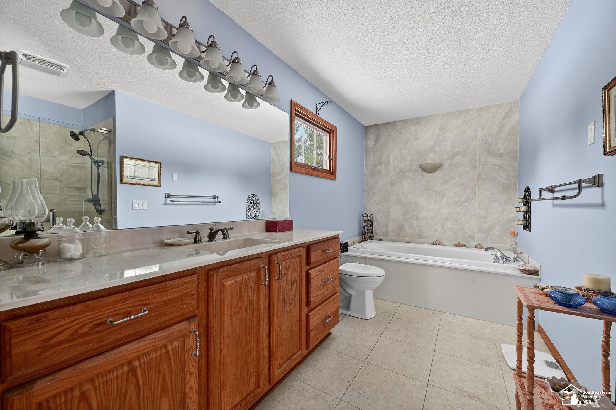 3830 Coachman Drive, Lambertville, MI 48144 — Photo 25