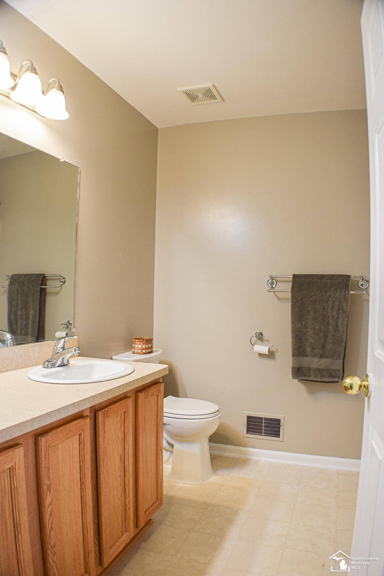 232 Dundee Ridge Drive, Dundee, MI 48131 — Photo 21