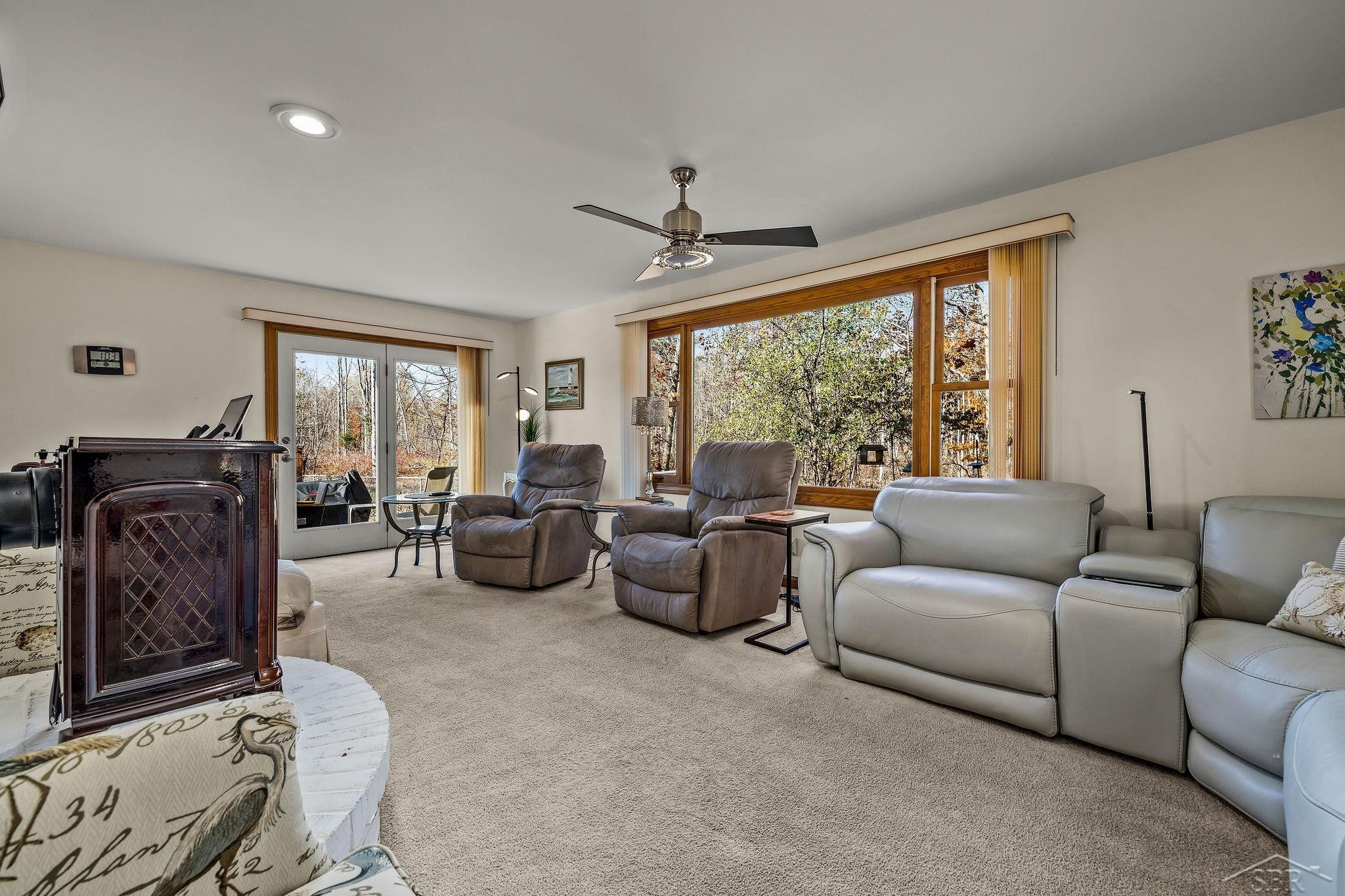 1305 E Pine River Road, Midland, MI 48640 — Photo 7