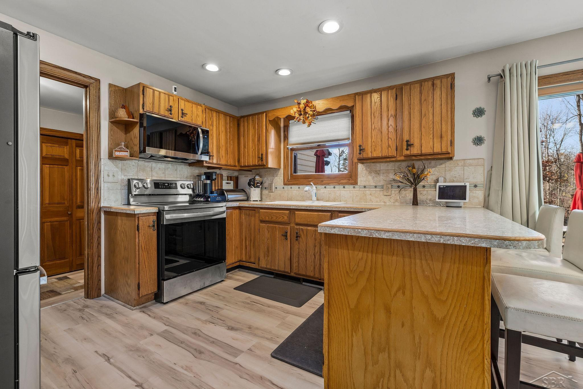 1305 E Pine River Road, Midland, MI 48640 — Photo 12