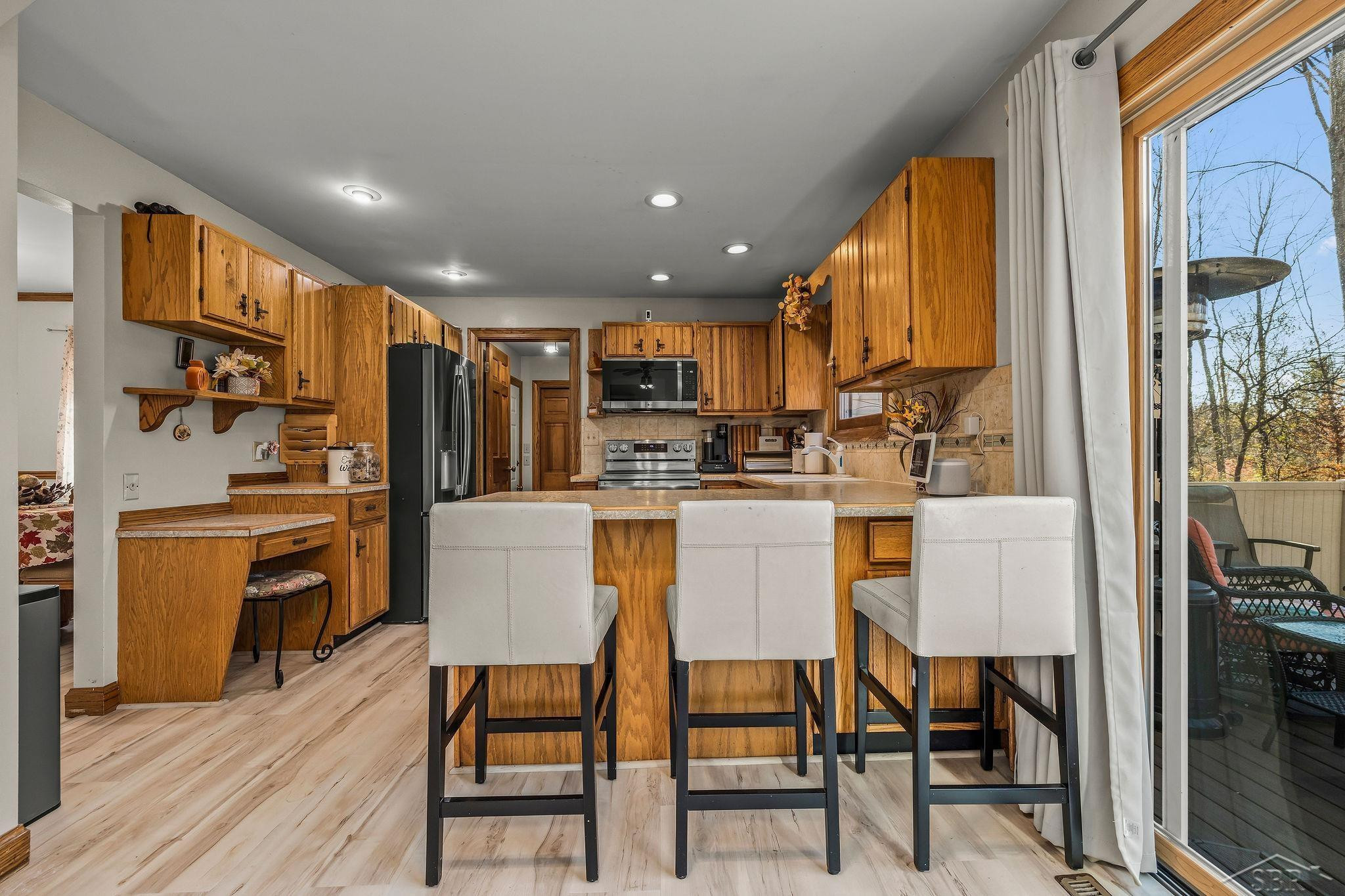 1305 E Pine River Road, Midland, MI 48640 — Photo 15