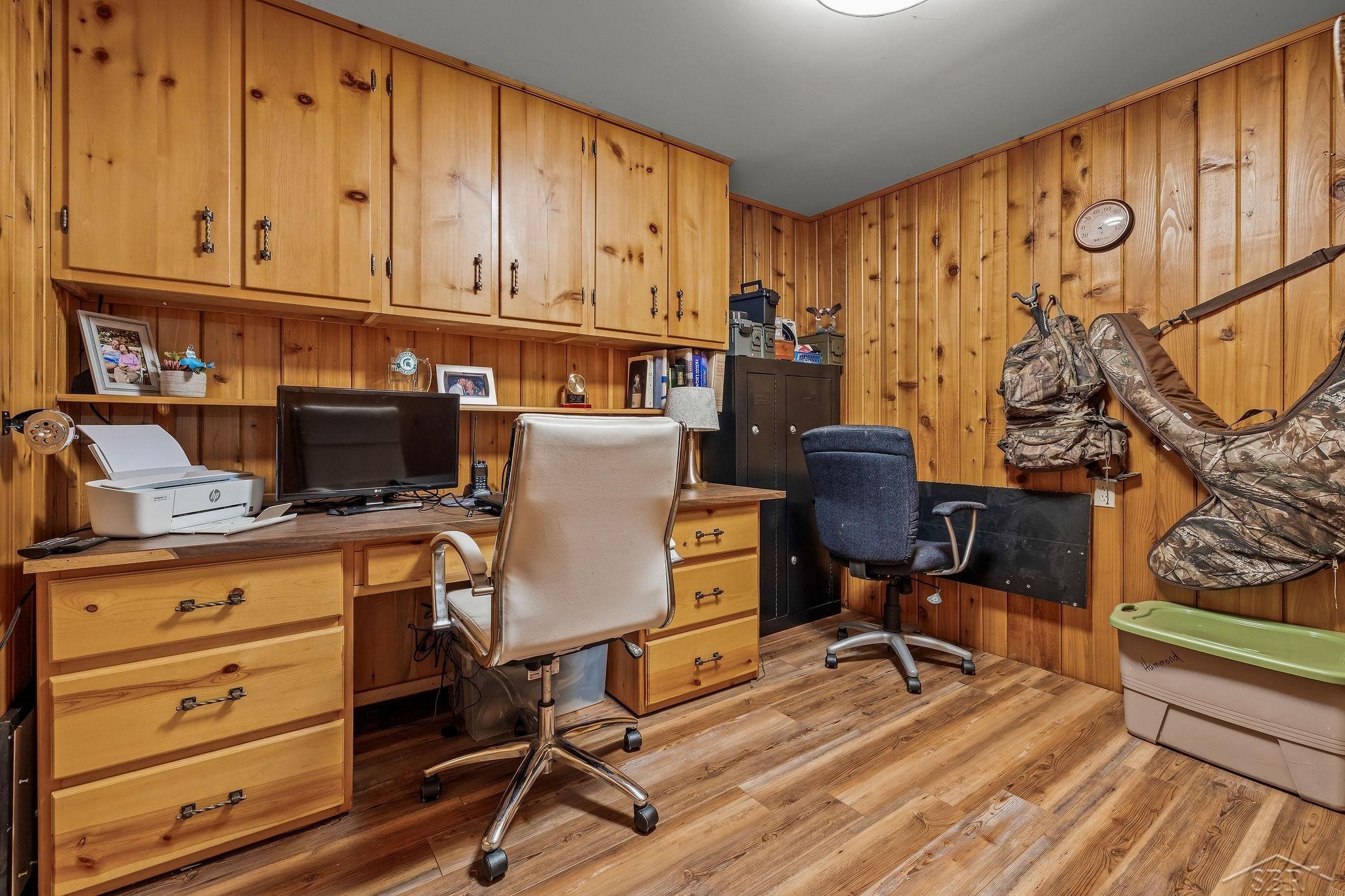 1305 E Pine River Road, Midland, MI 48640 — Photo 33