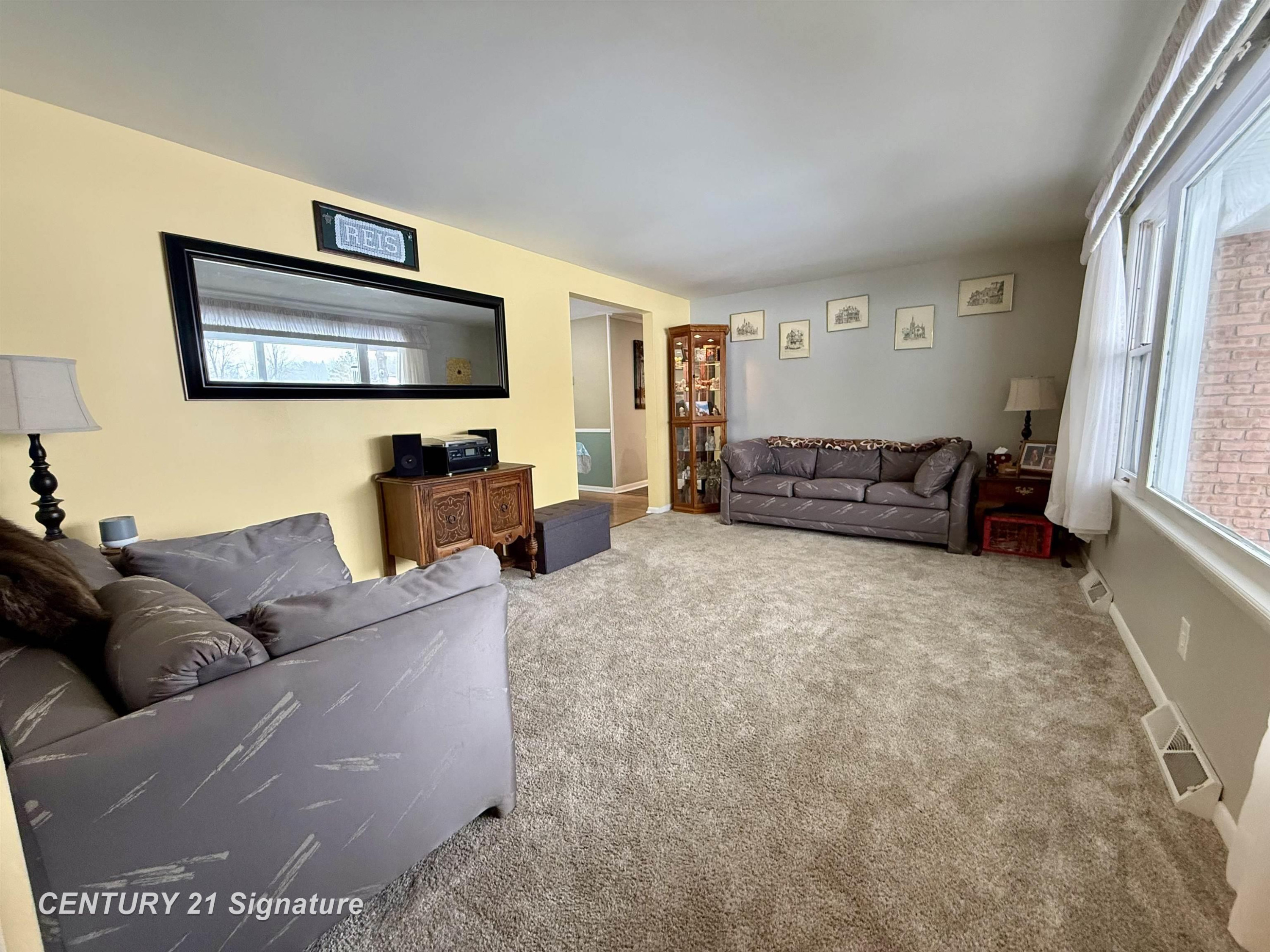 682 Cheryl Street, Saginaw, MI 48609 — Photo 3