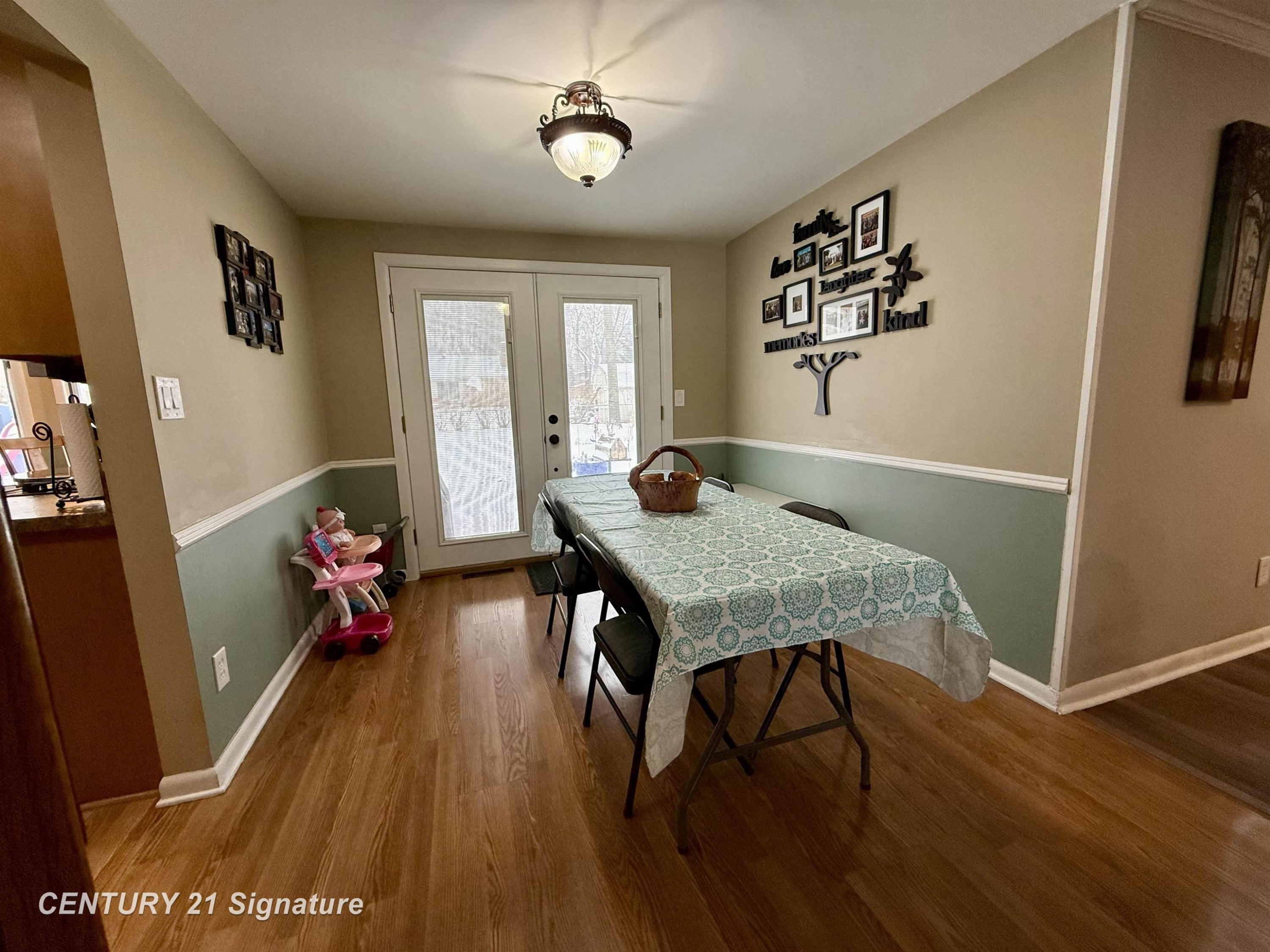 682 Cheryl Street, Saginaw, MI 48609 — Photo 8