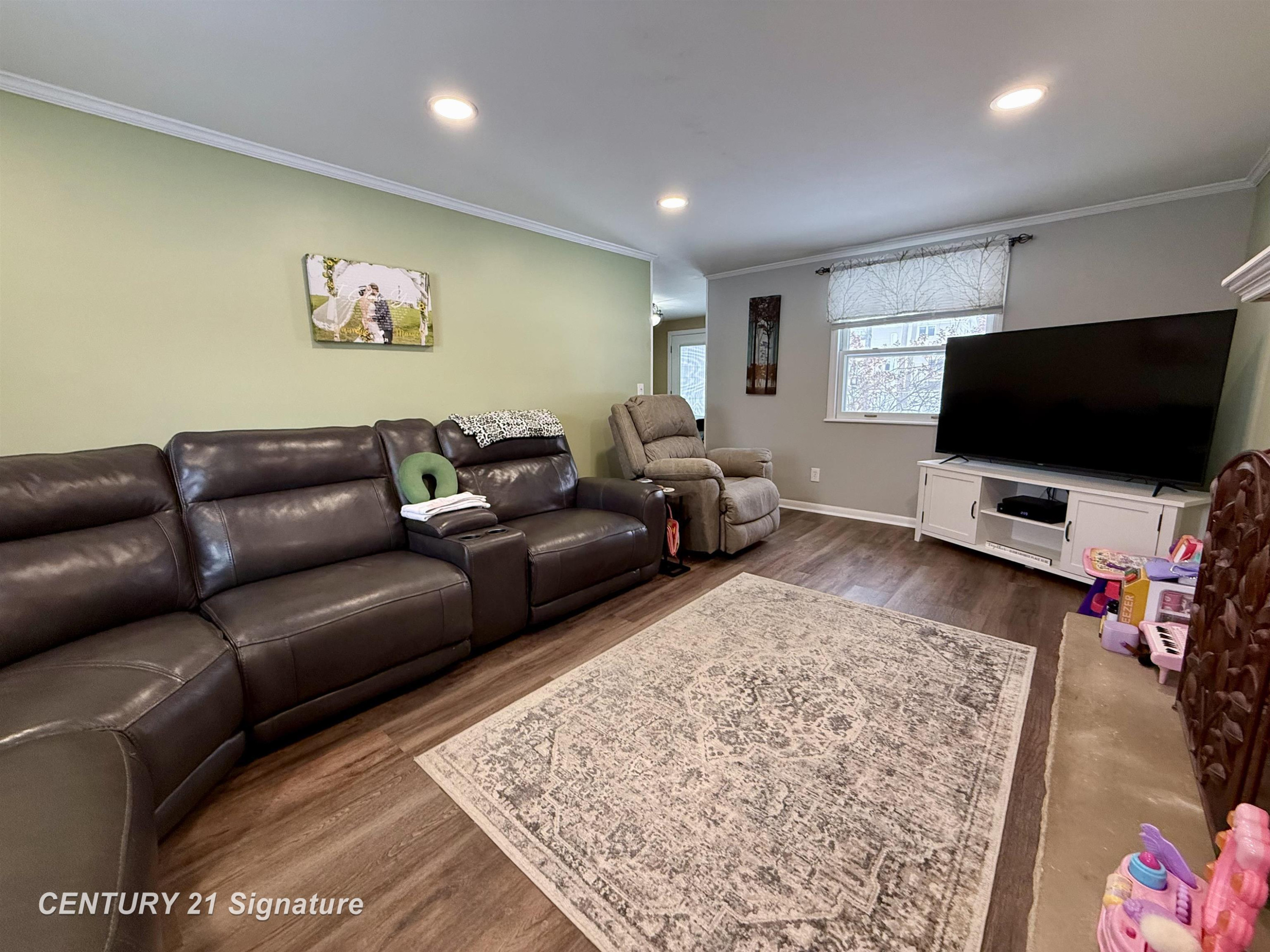 682 Cheryl Street, Saginaw, MI 48609 — Photo 11