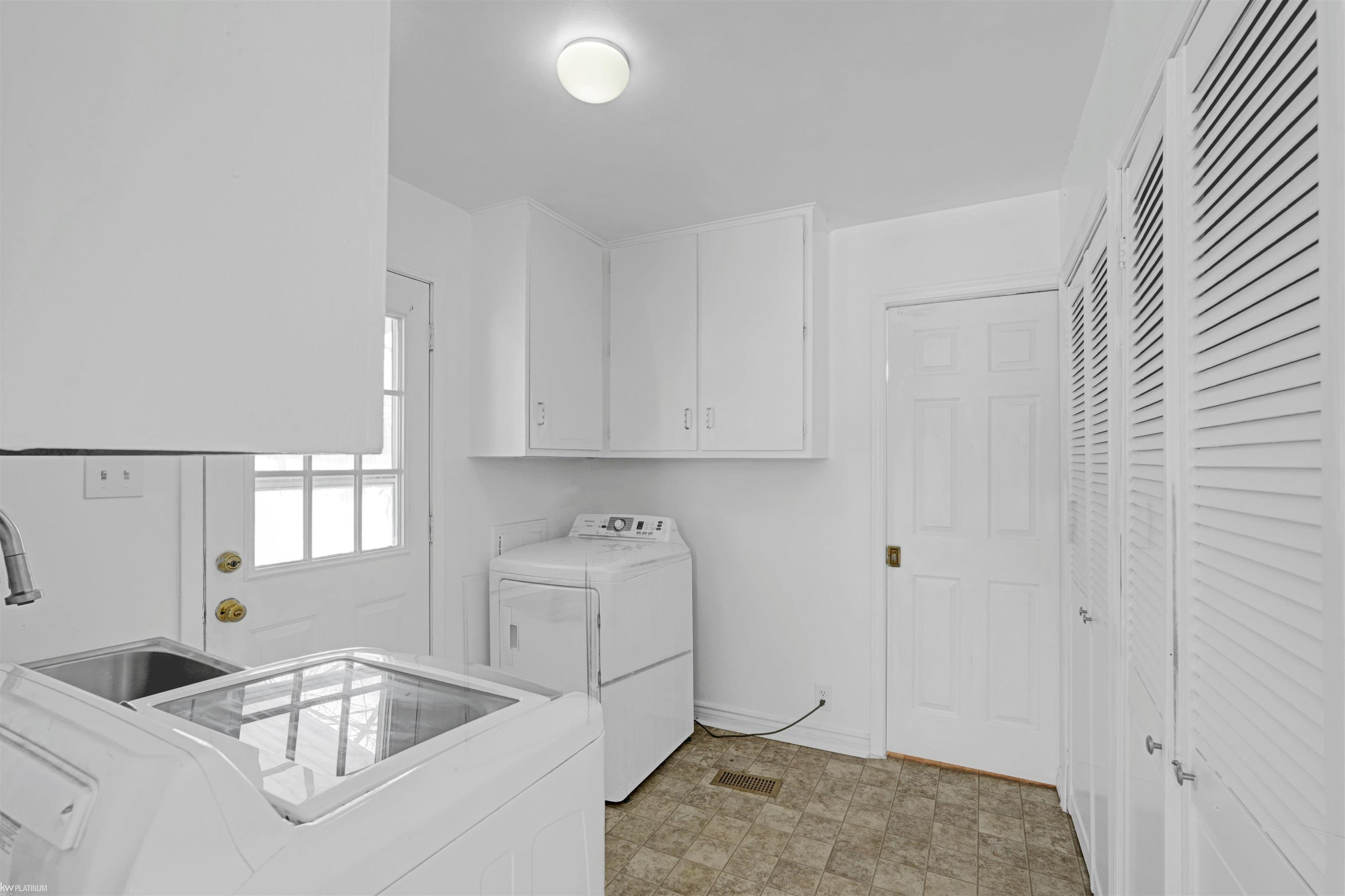 1714 Moulin Avenue, Madison Heights, MI 48071 — Photo 10
