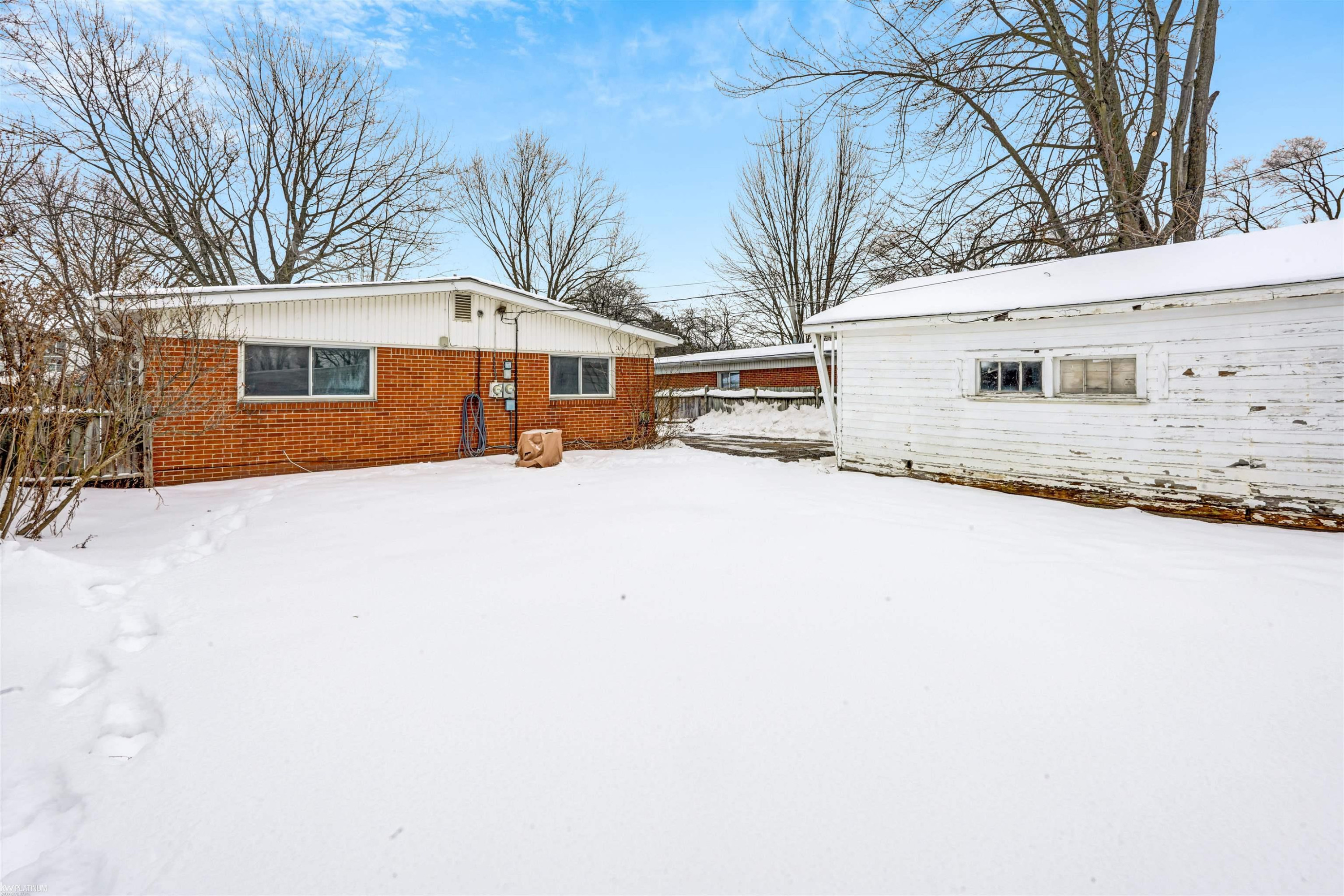 1714 Moulin Avenue, Madison Heights, MI 48071 — Photo 23