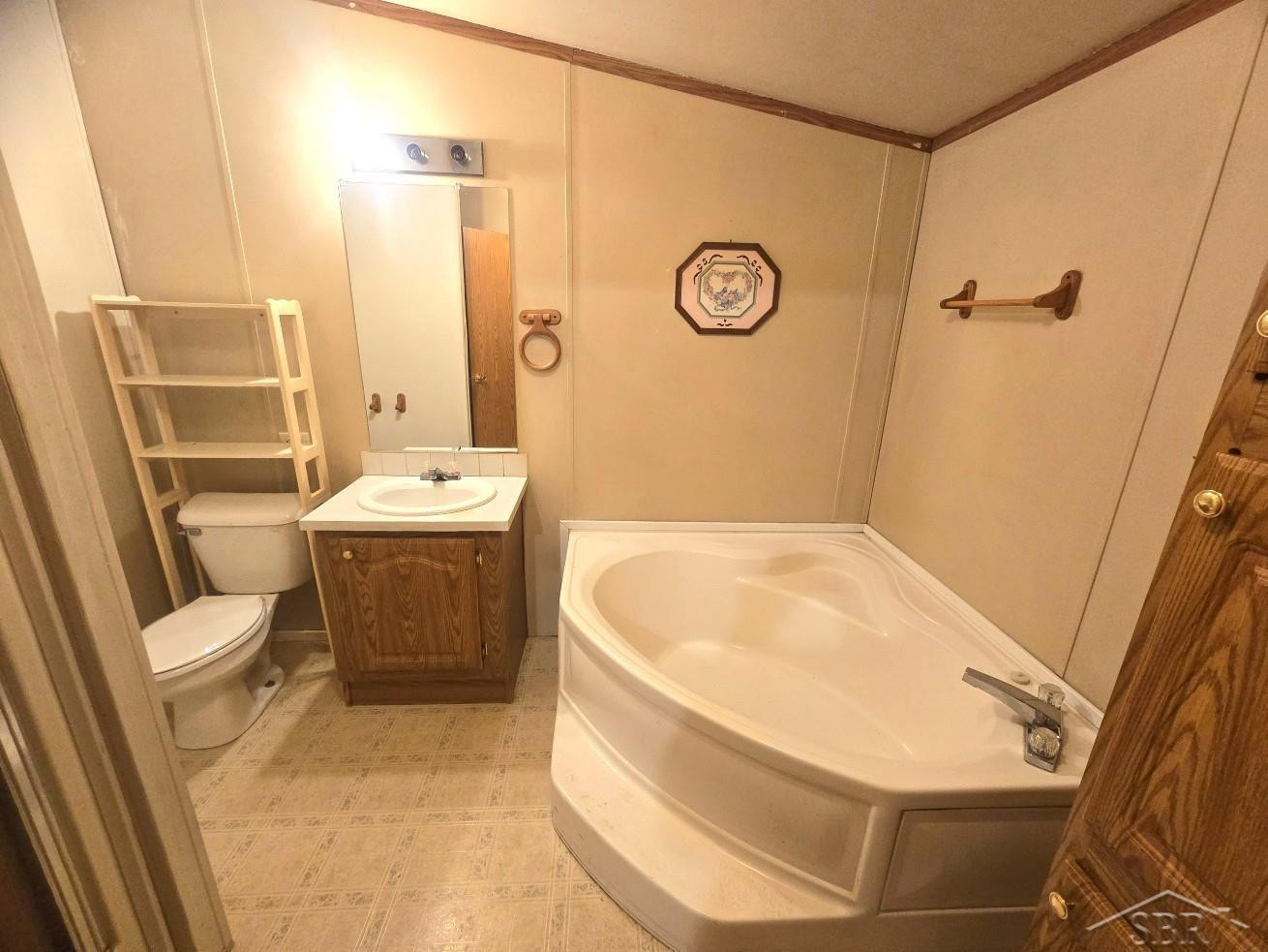 151 Home Acres Drive, Houghton Lake, MI 48629 — Photo 10