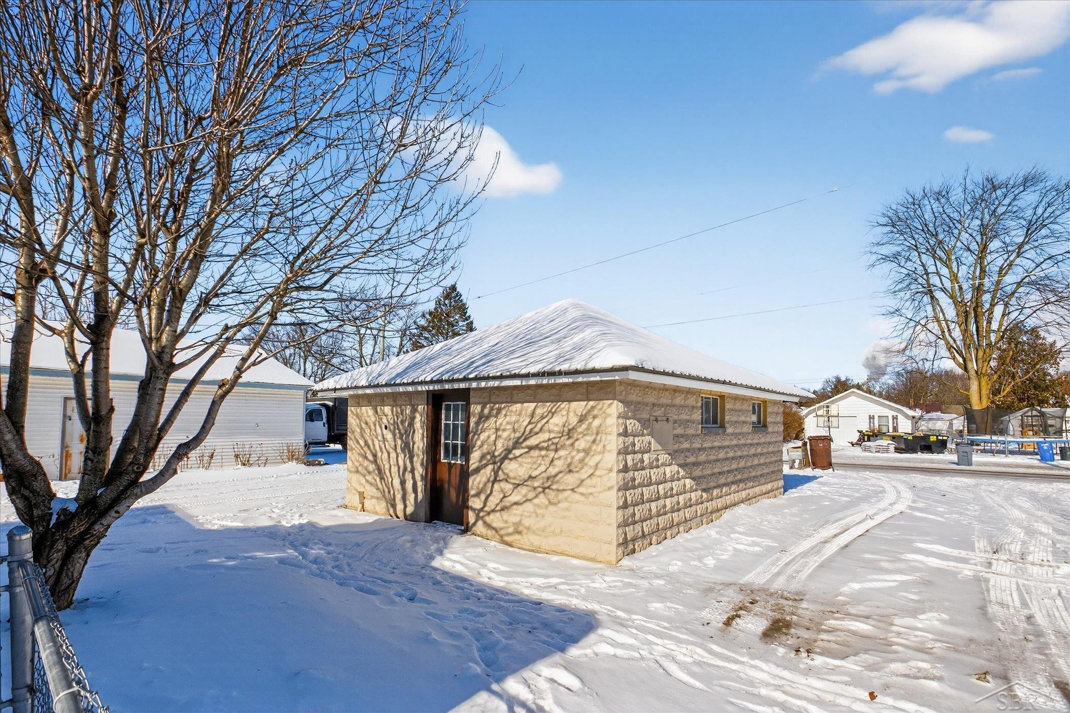 253 E Sebewaing Street, Sebewaing, MI 48759 — Photo 38
