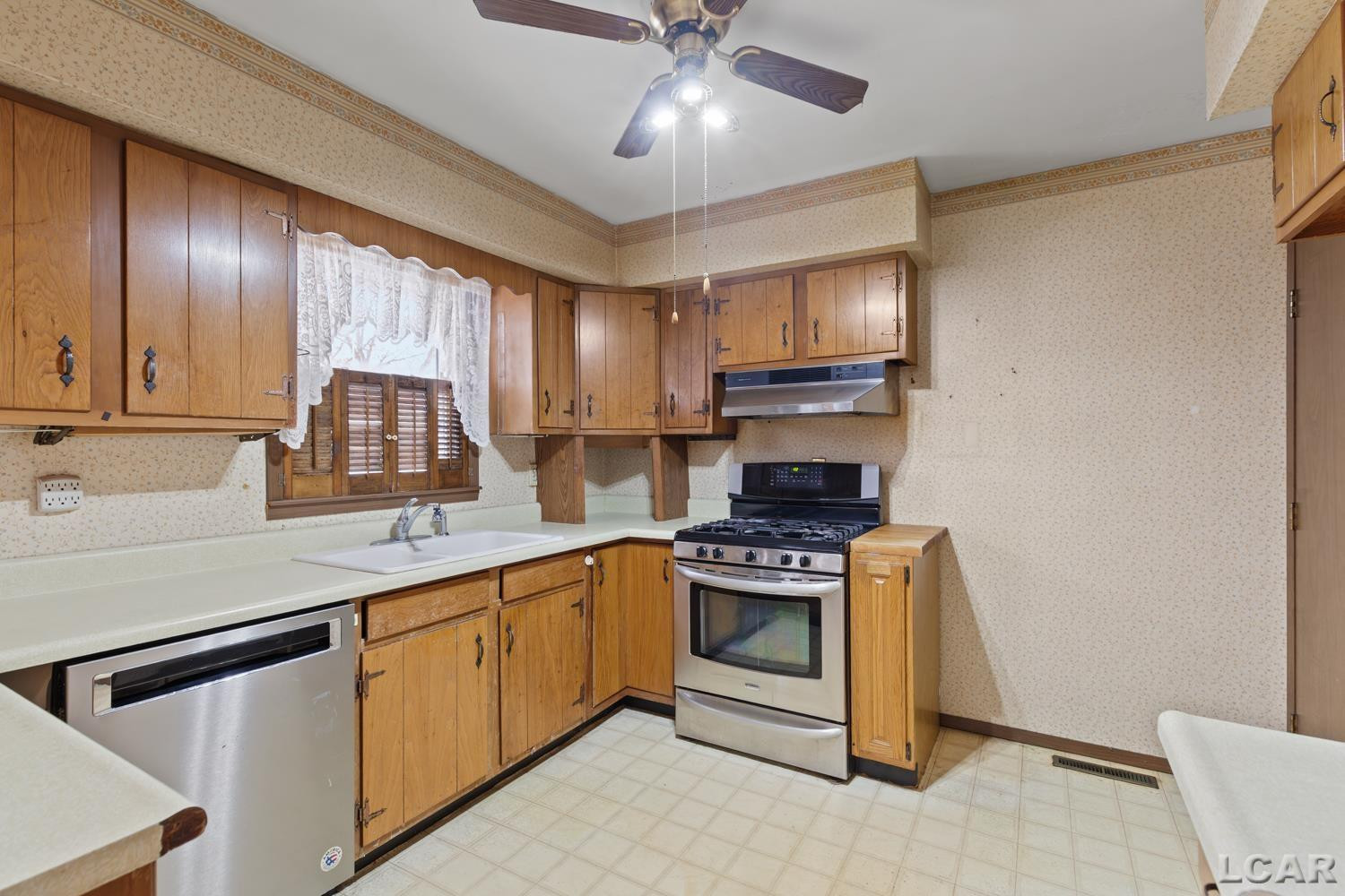 6362 Alamo Court, Tecumseh, MI 49286 — Photo 11
