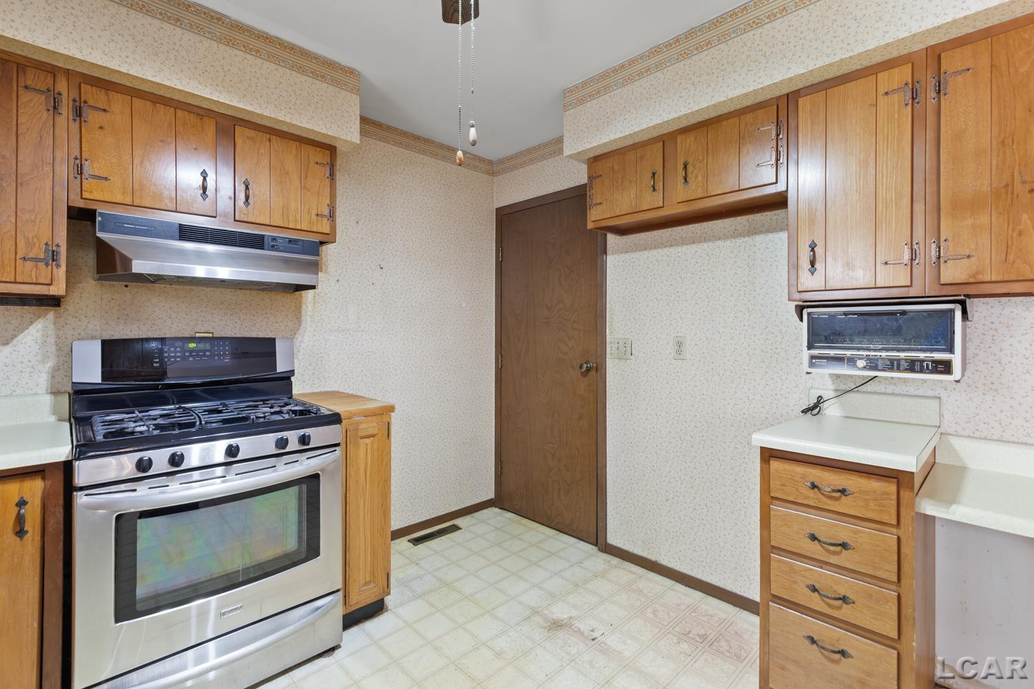 6362 Alamo Court, Tecumseh, MI 49286 — Photo 14