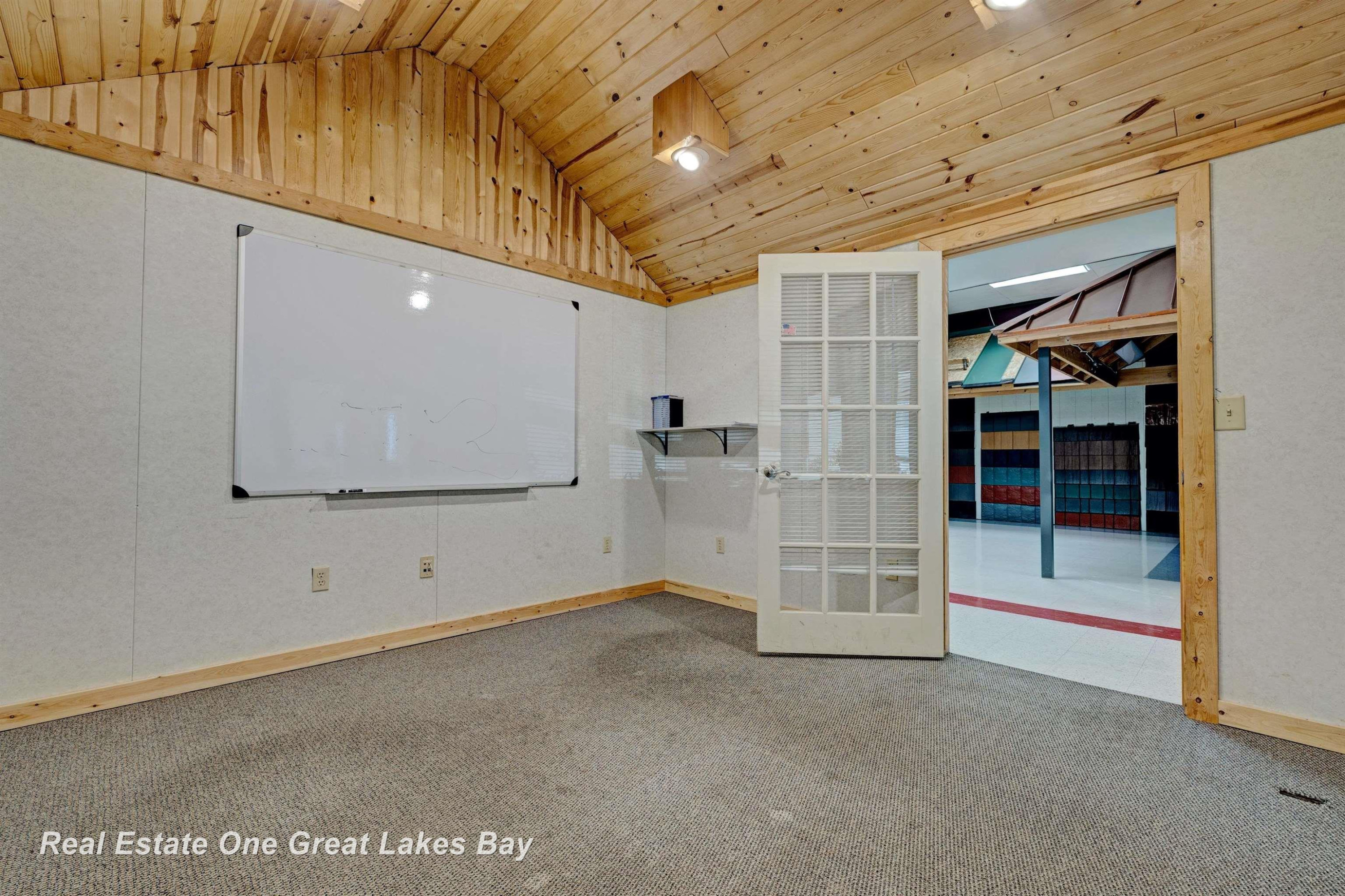1875 Lansing Road, Charlotte, MI, 48813