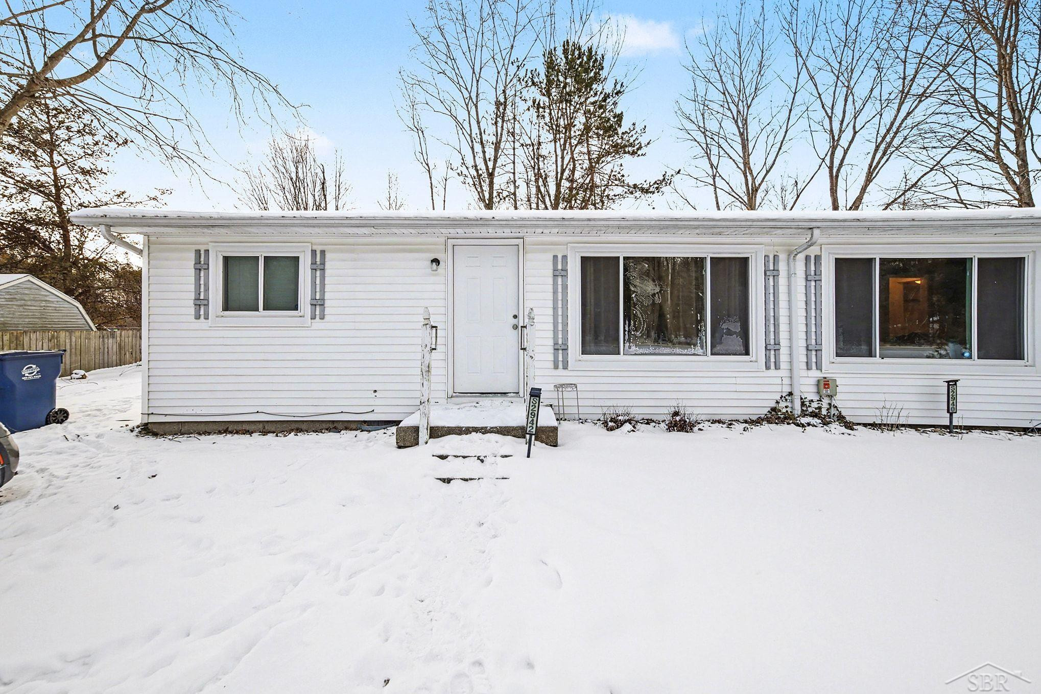 2940 S Brennan Road, Hemlock, MI 48626 — Photo 3